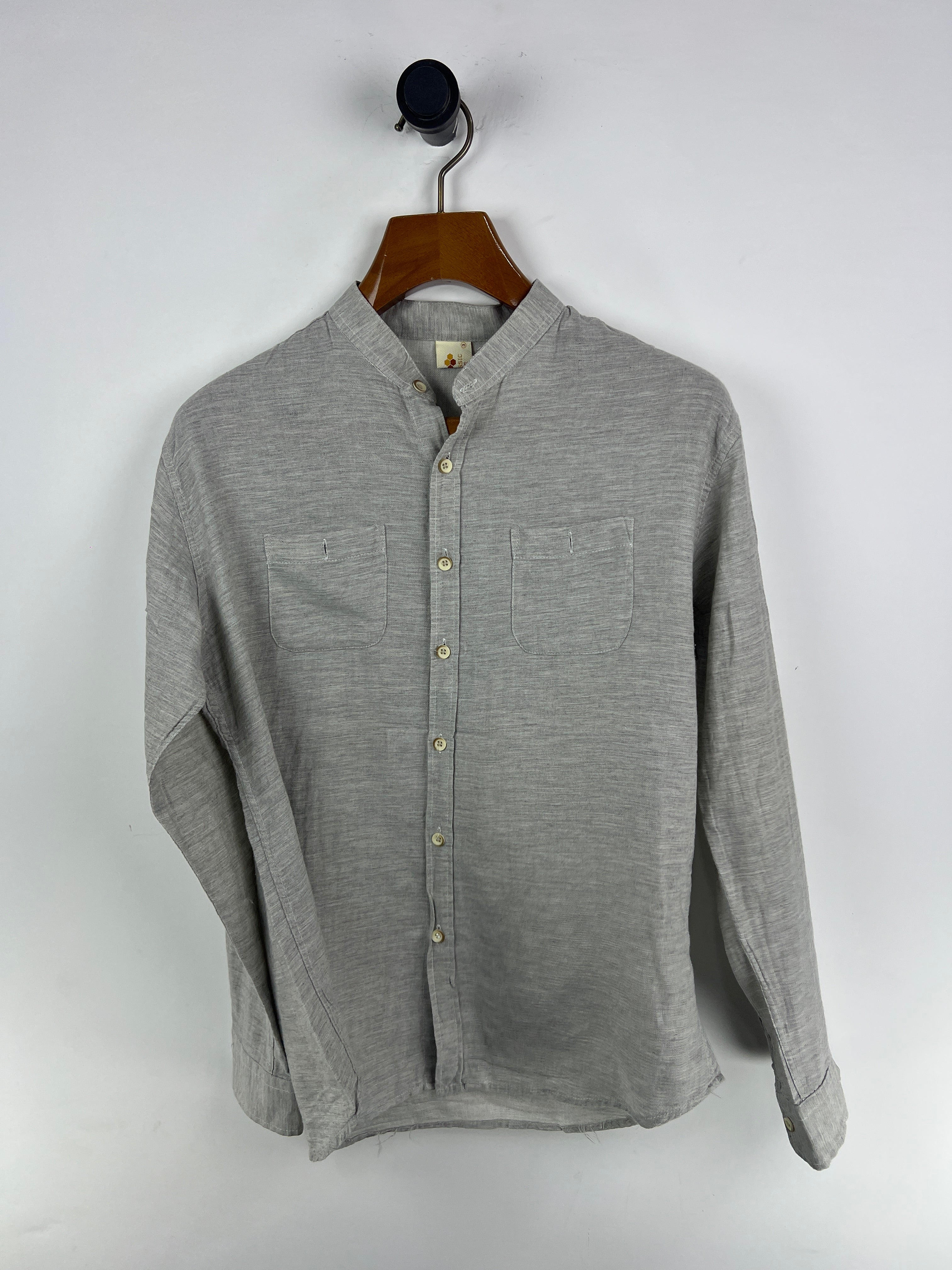 Linen Shirt (Medium)