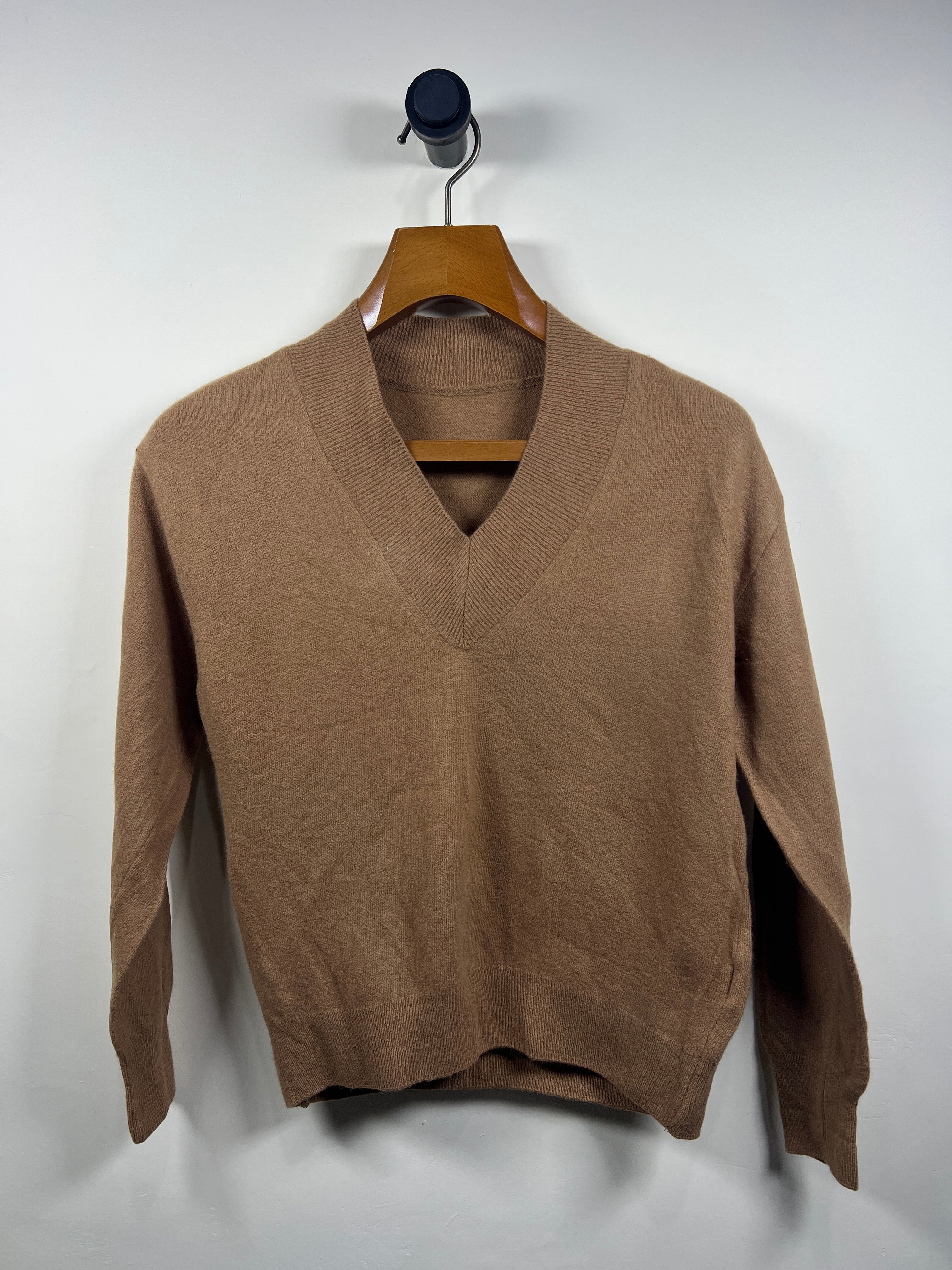 Sweater (Women) (Small-Medium)