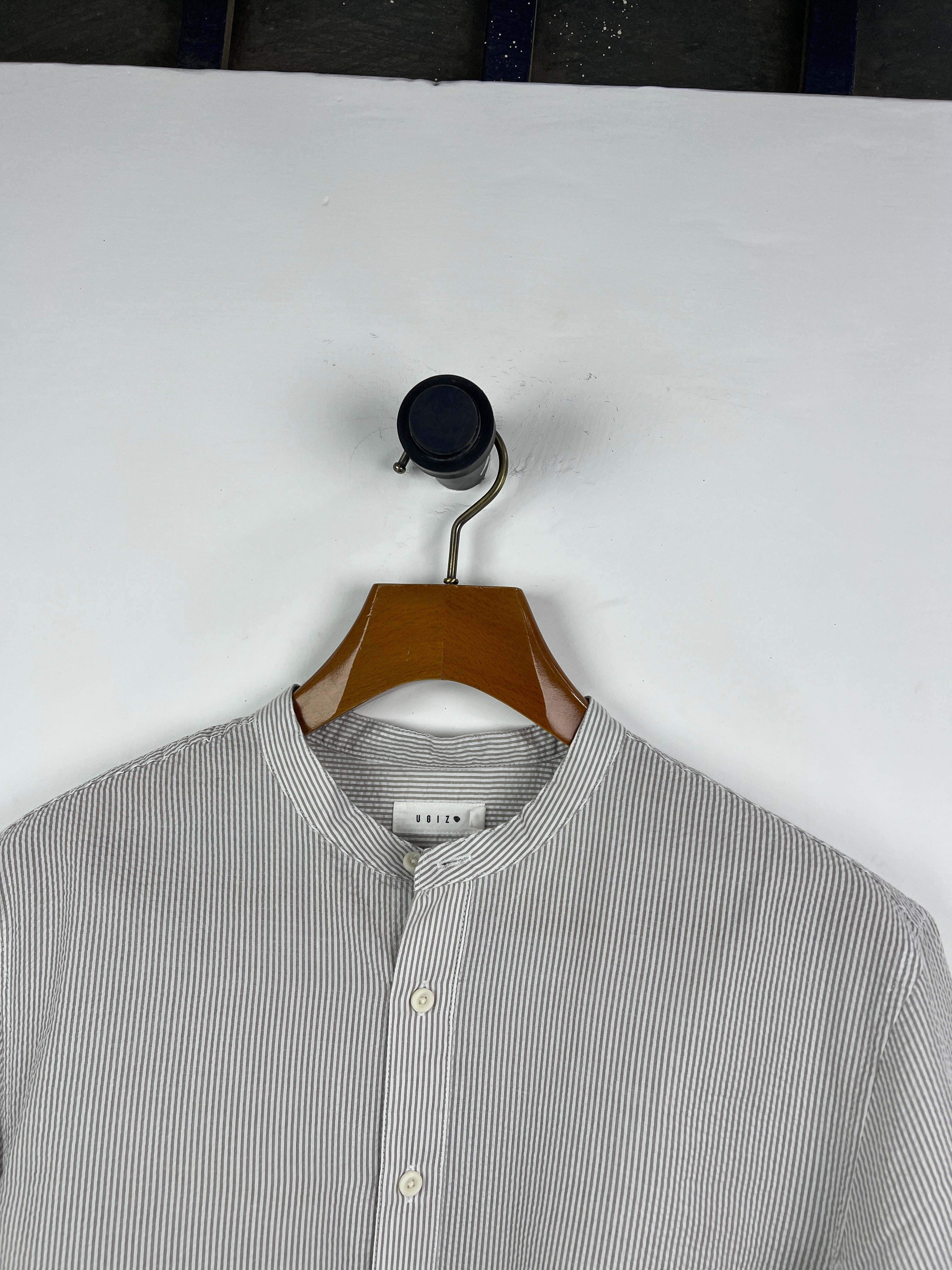Ugiz Linen Shirt (Medium-Large)