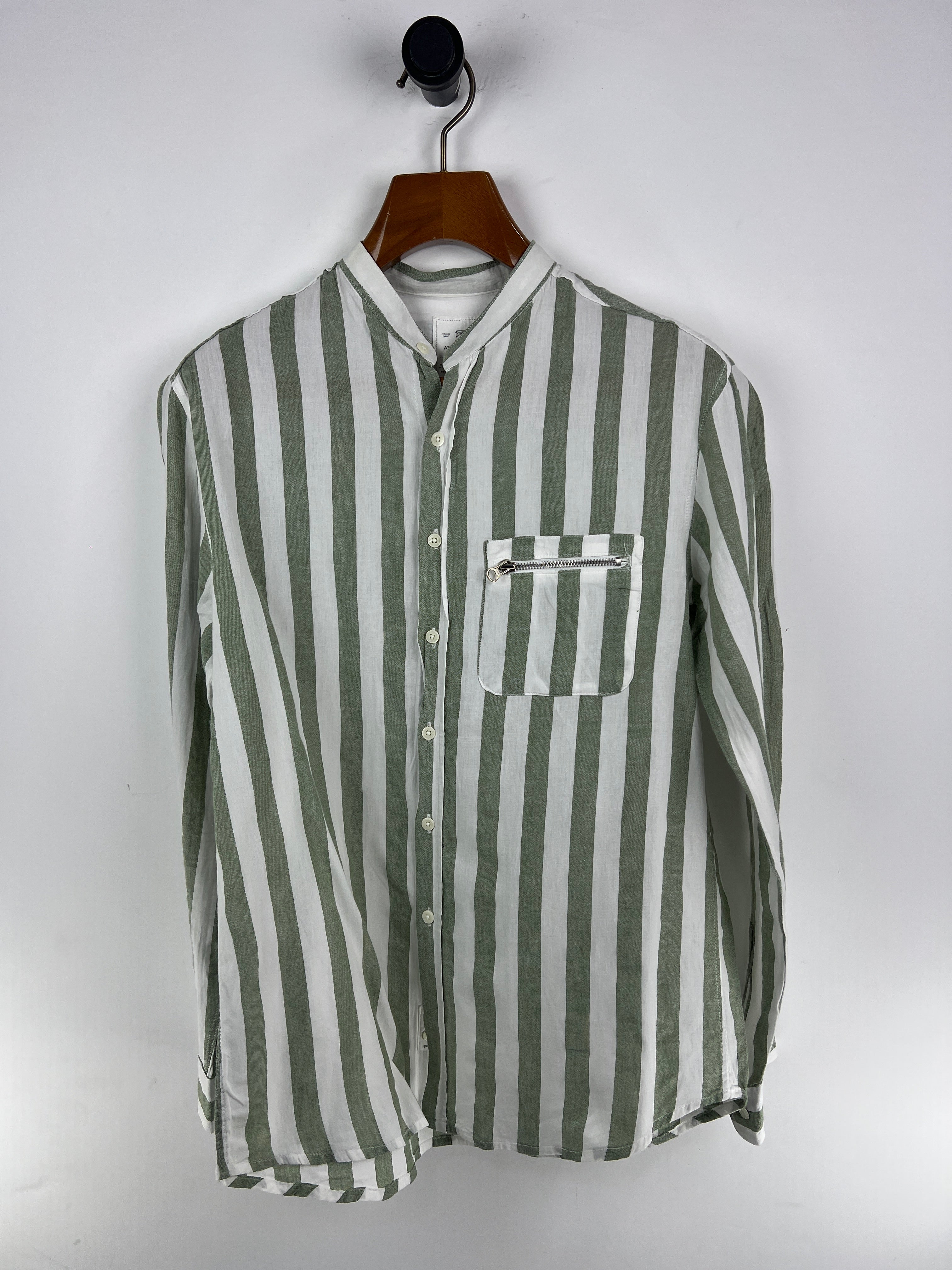 Attention Linen Shirt (Medium)