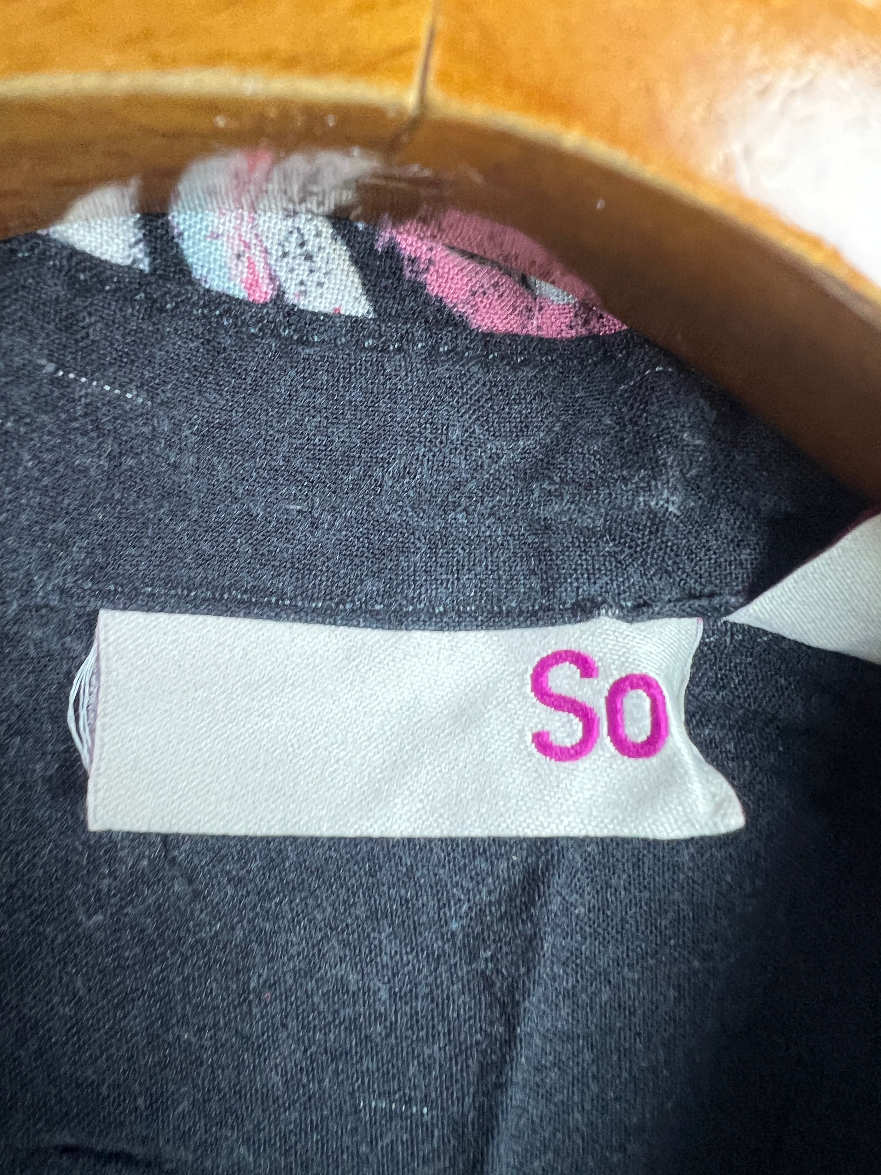 So Blouse (Women) (Medium-Large)