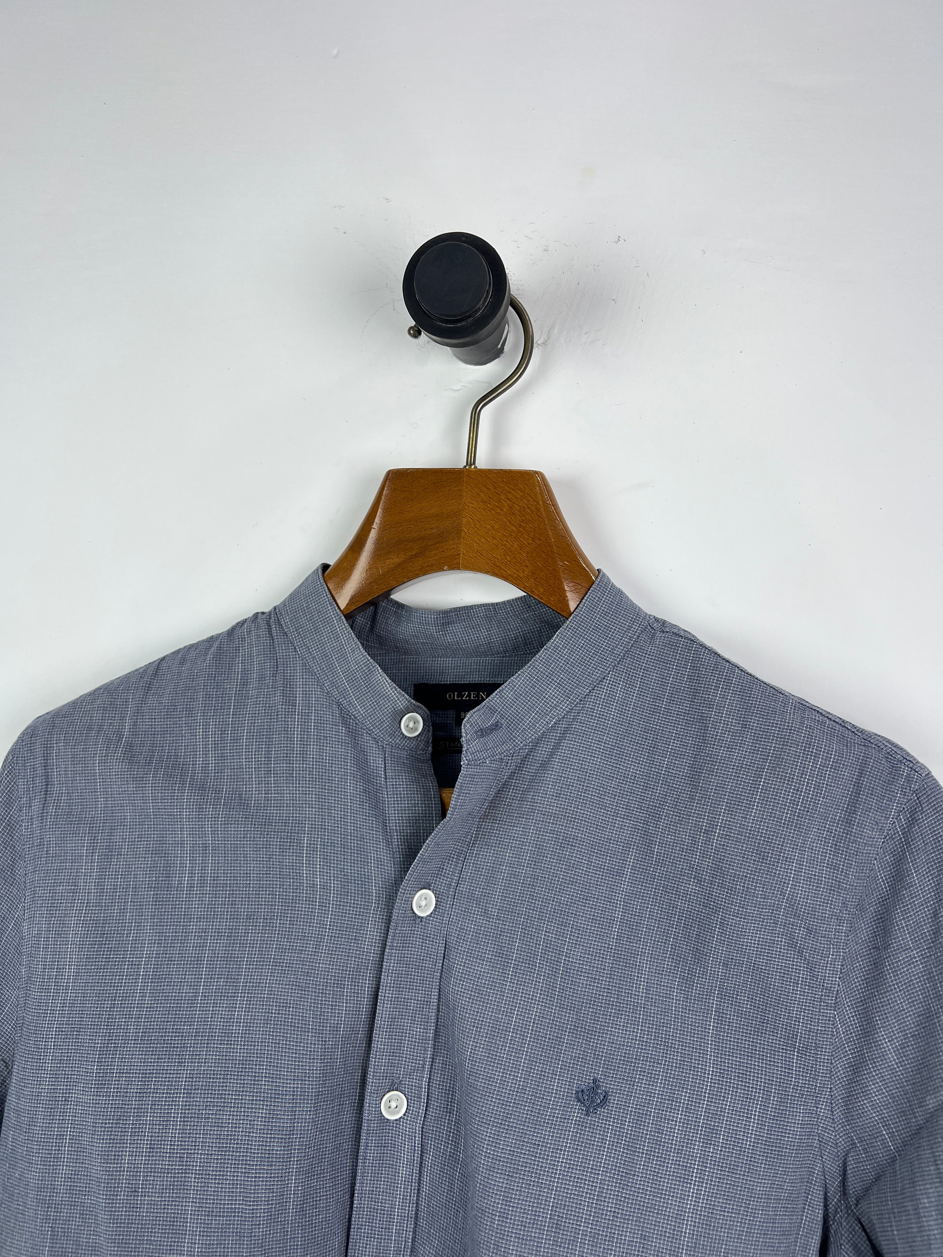 Olzen Shirt (Small)
