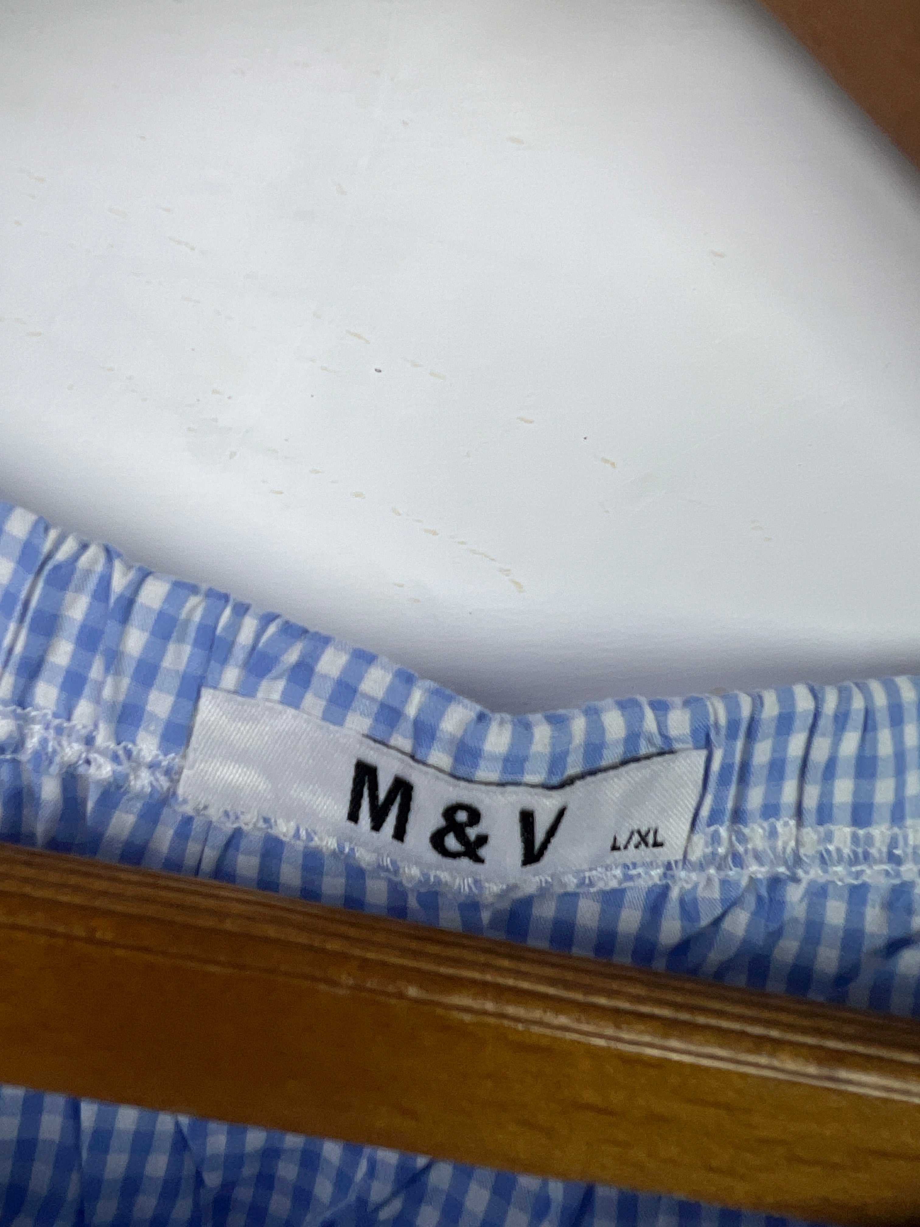 M&V Blouse (Women) (Medium-Large)