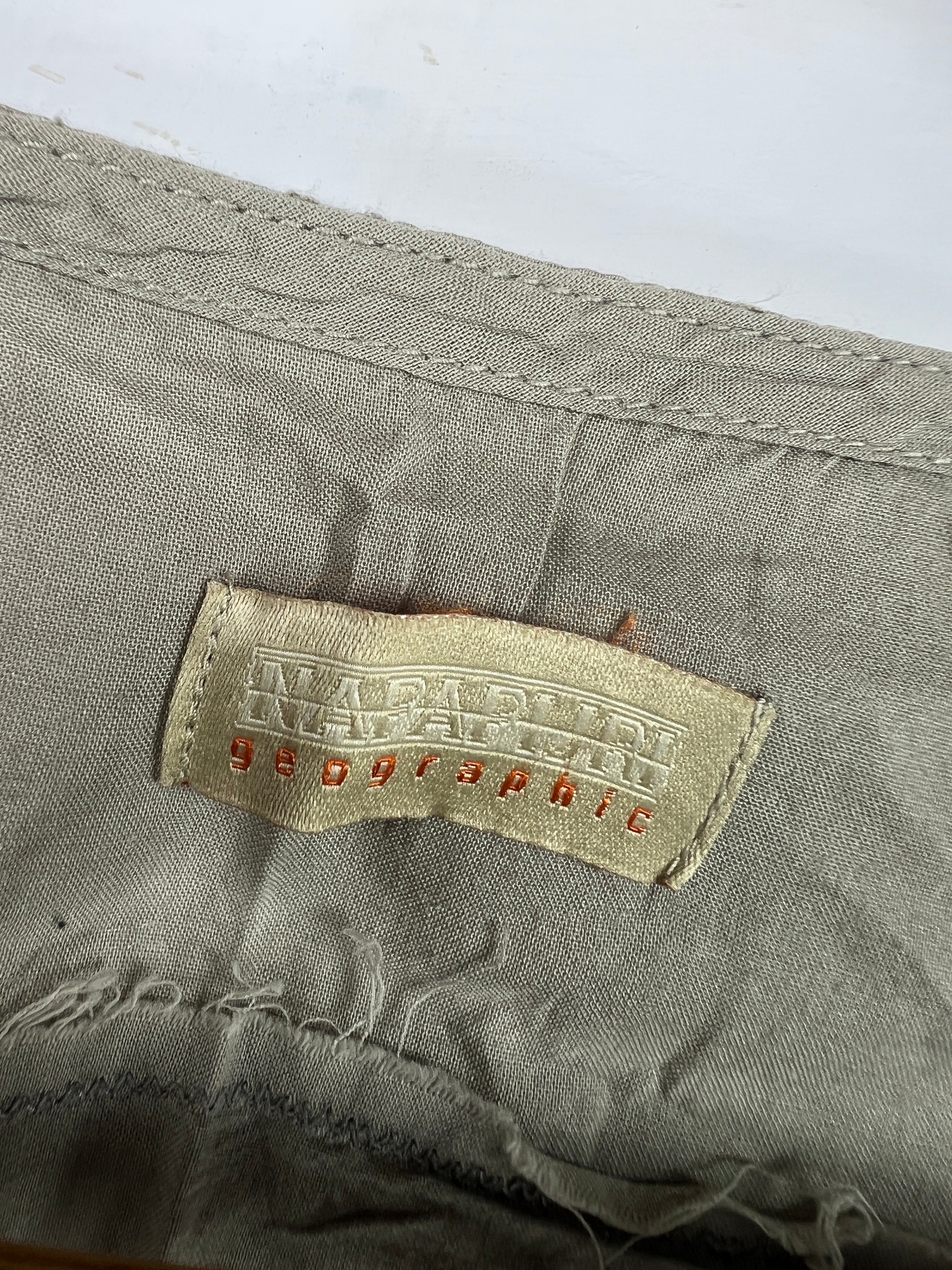 Giographic Blouse (Women) (Medium-Large)