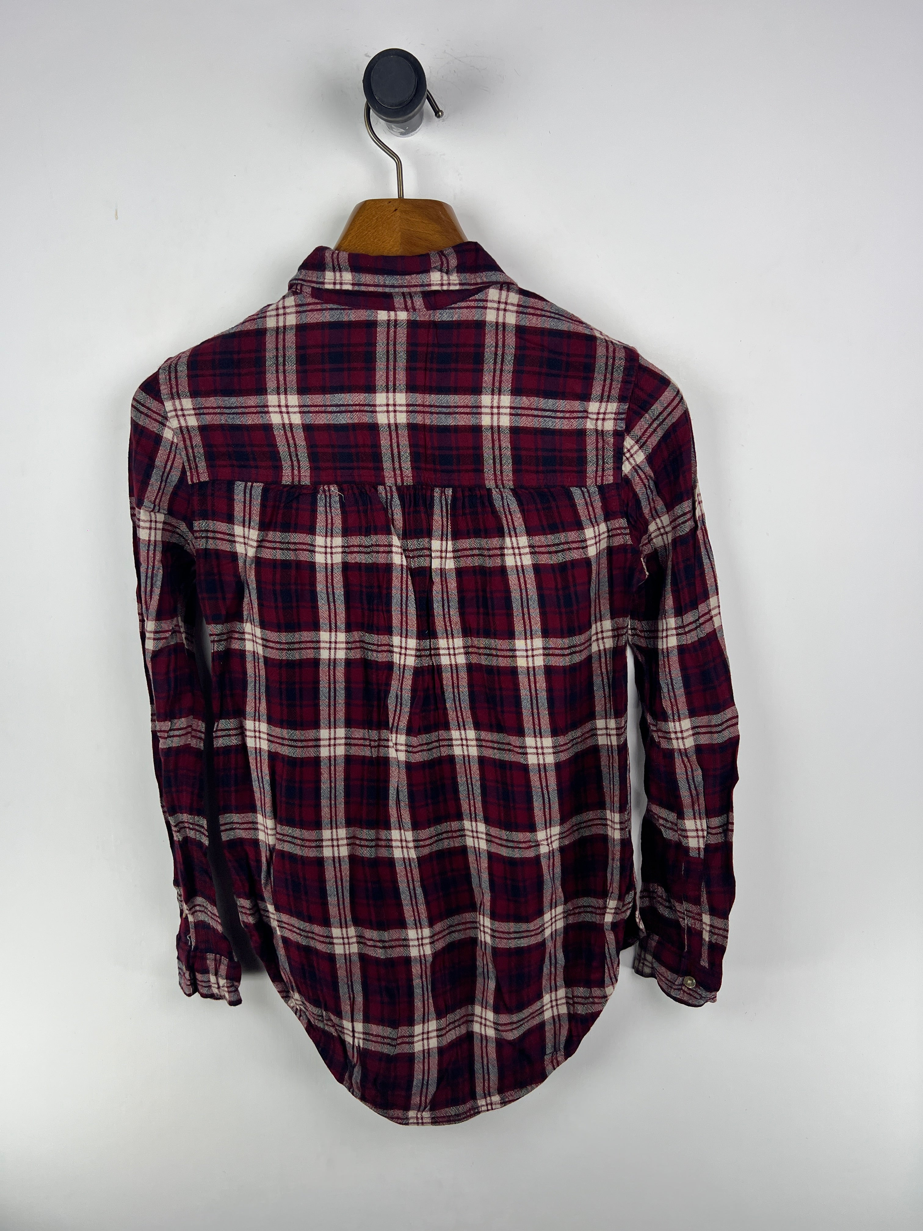 American Eagle Shirt (Women) (X-Small)
