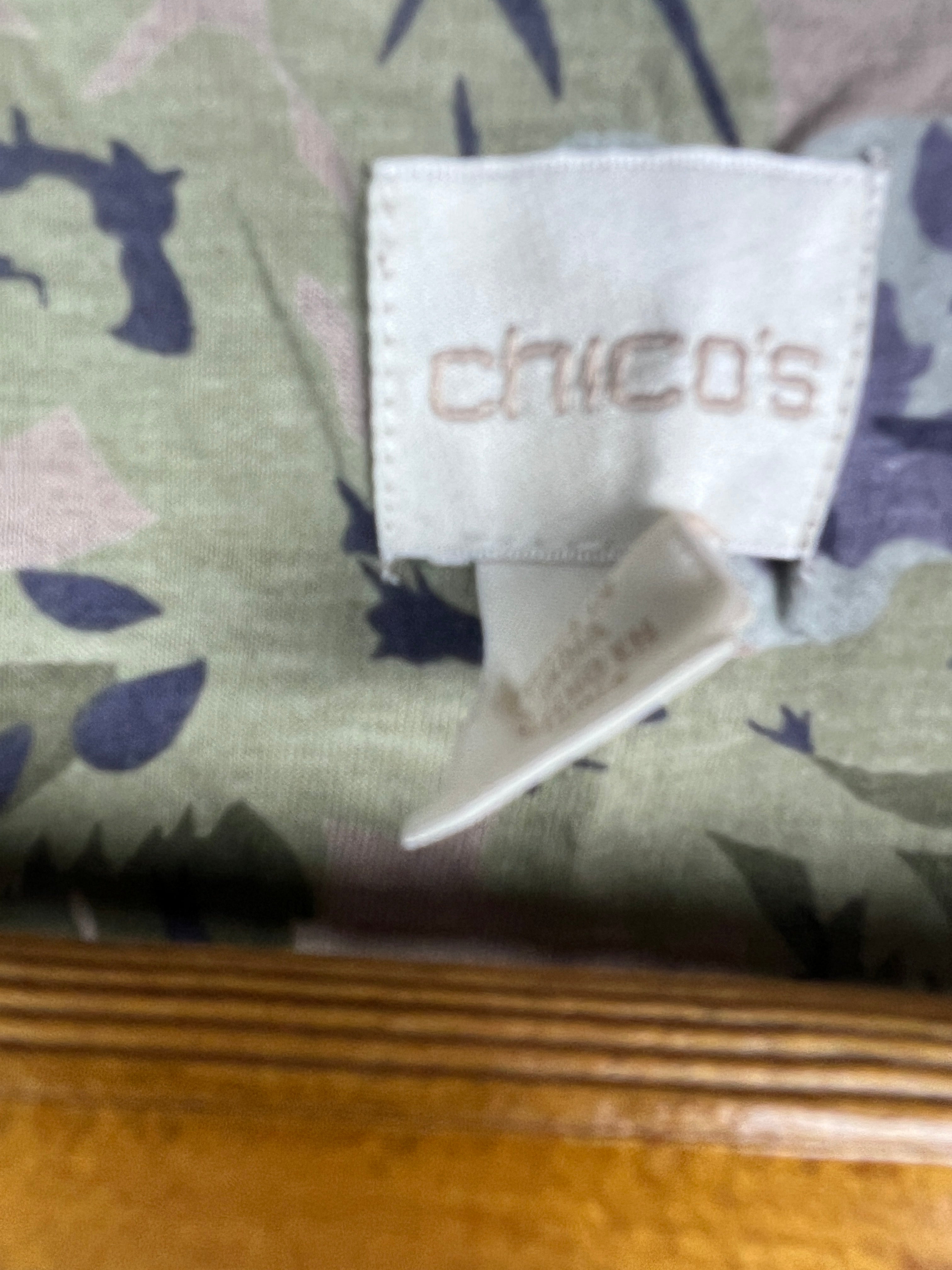 Chicos T-Shirt (Women) (Medium)
