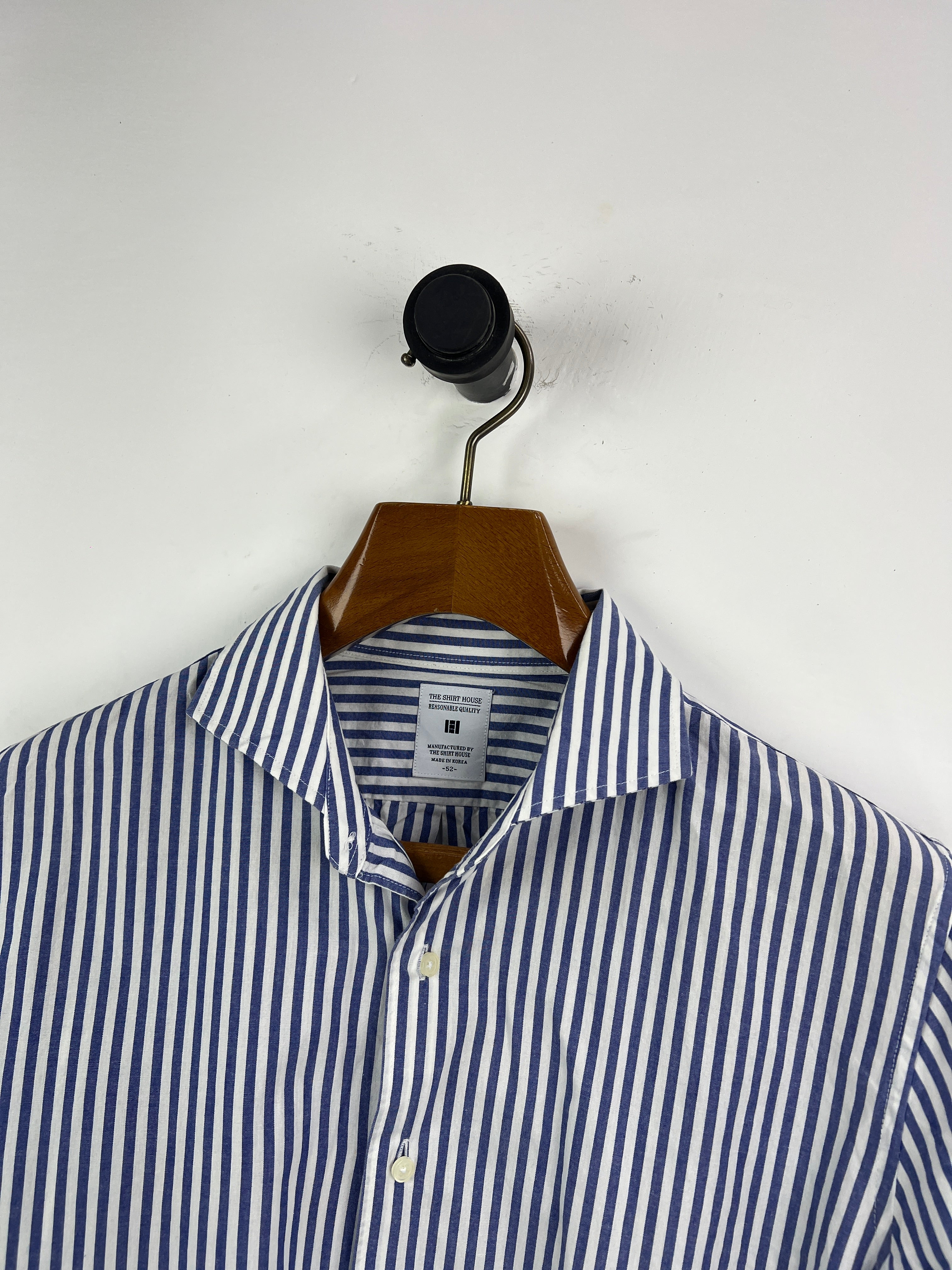 House Linen Shirt (Small-Medium)