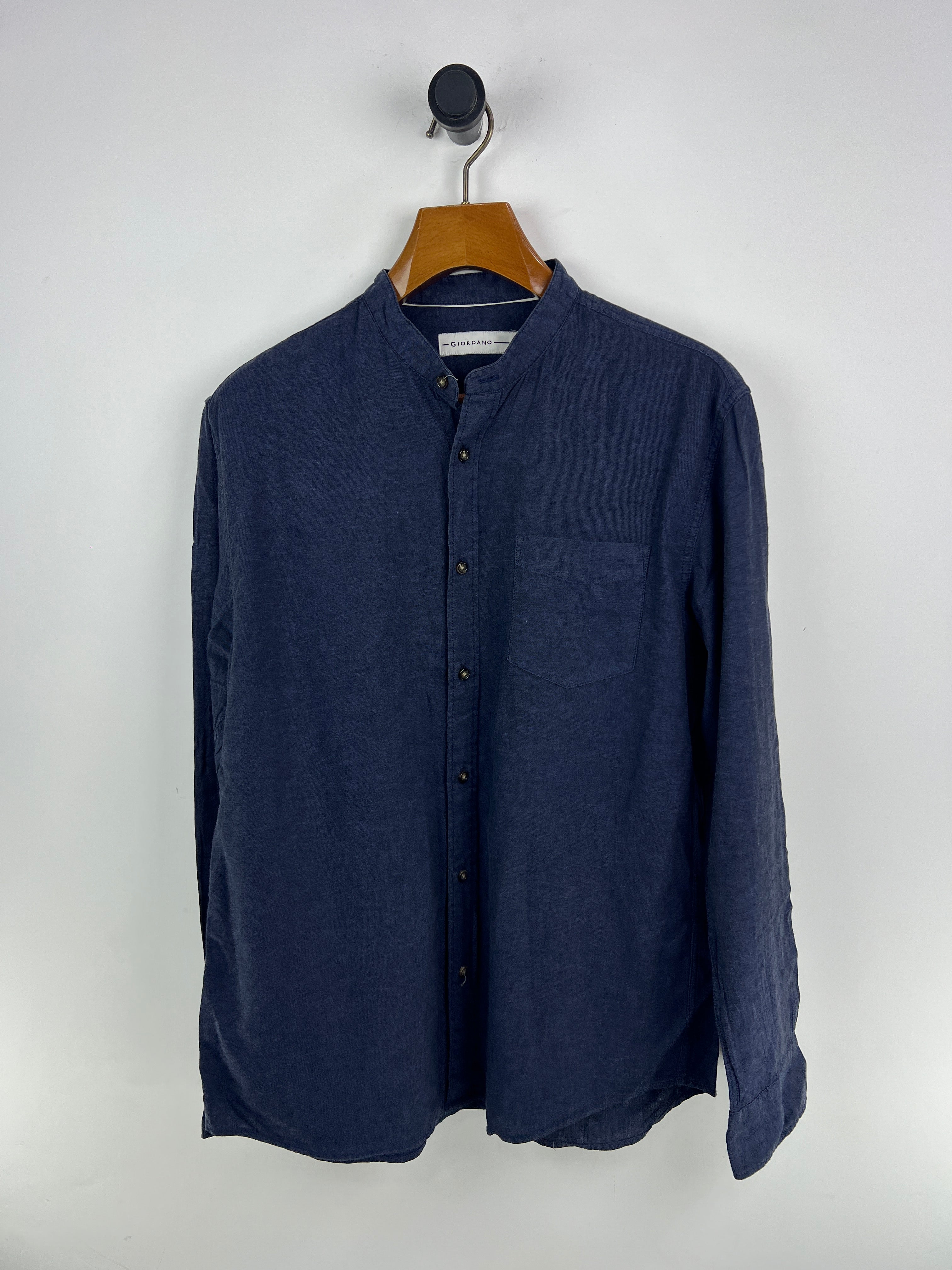 Giordano Shirt (Medium-Large)