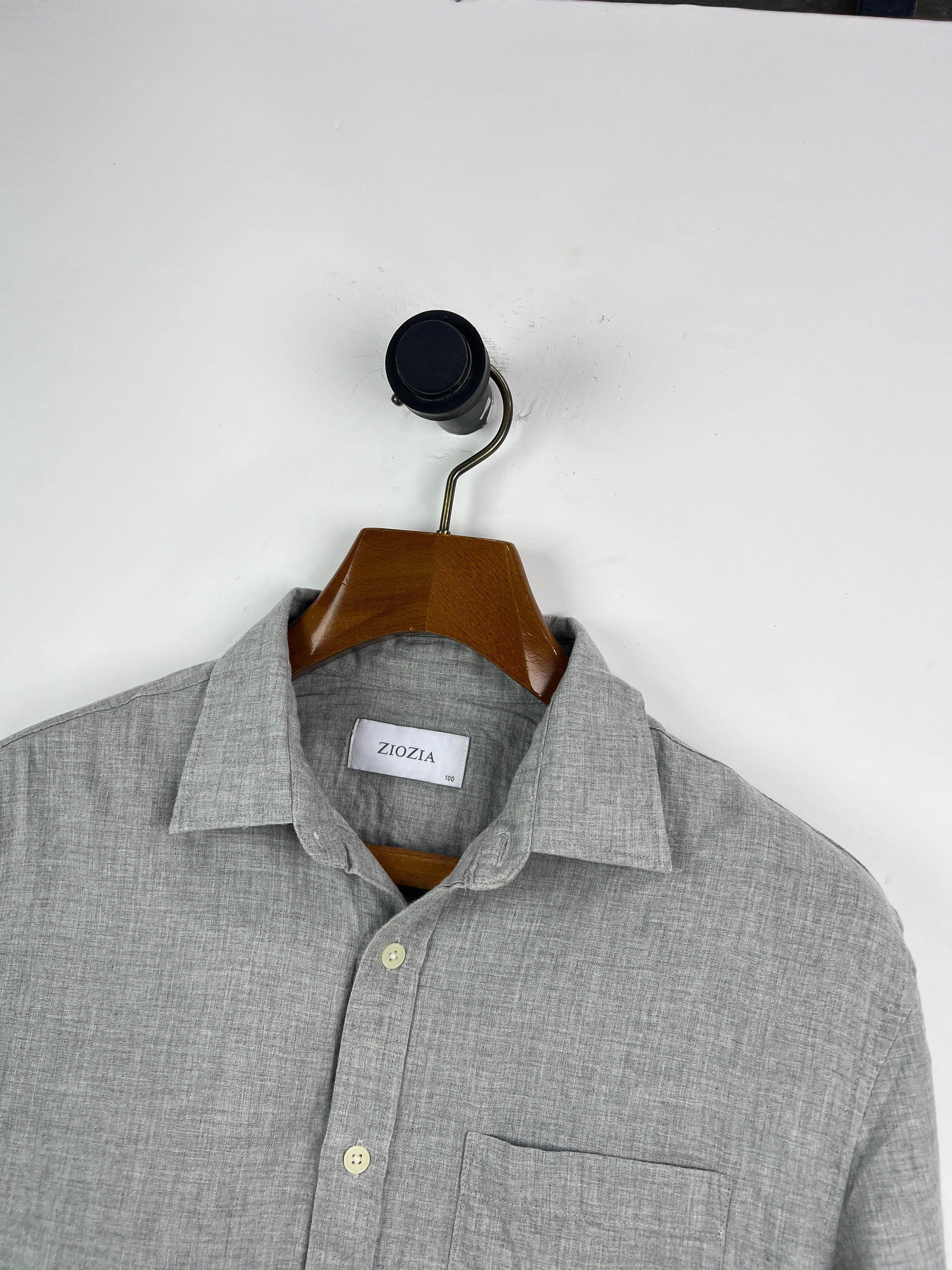 Ziozia Linen Shirt (Medium)