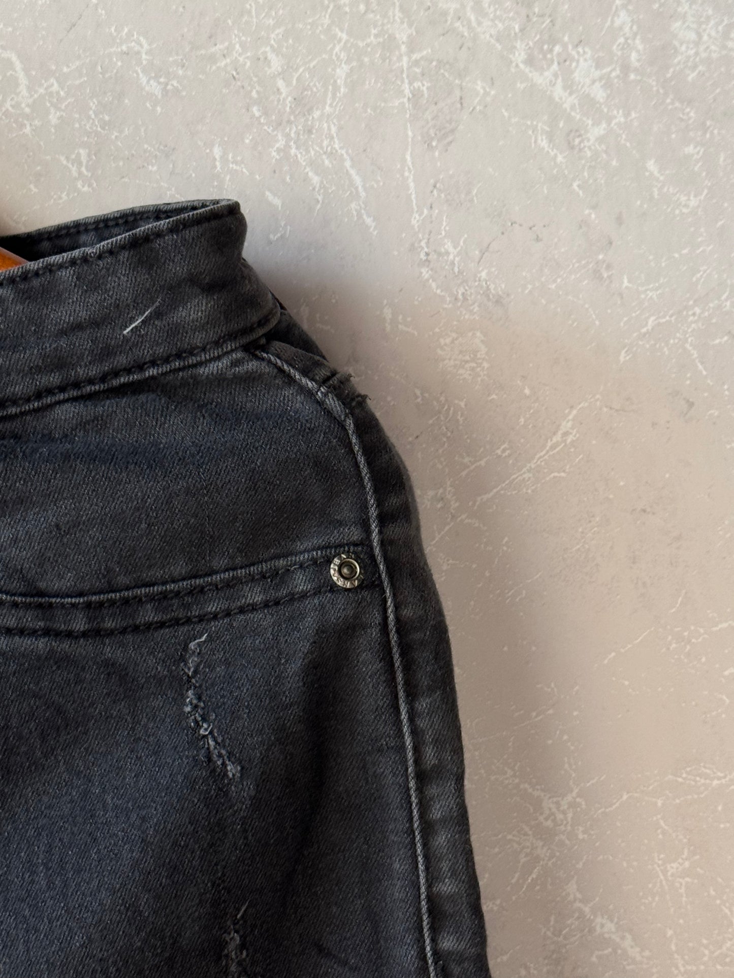 Boo Hoo Jeans (Women) (Waist 30) (Small)