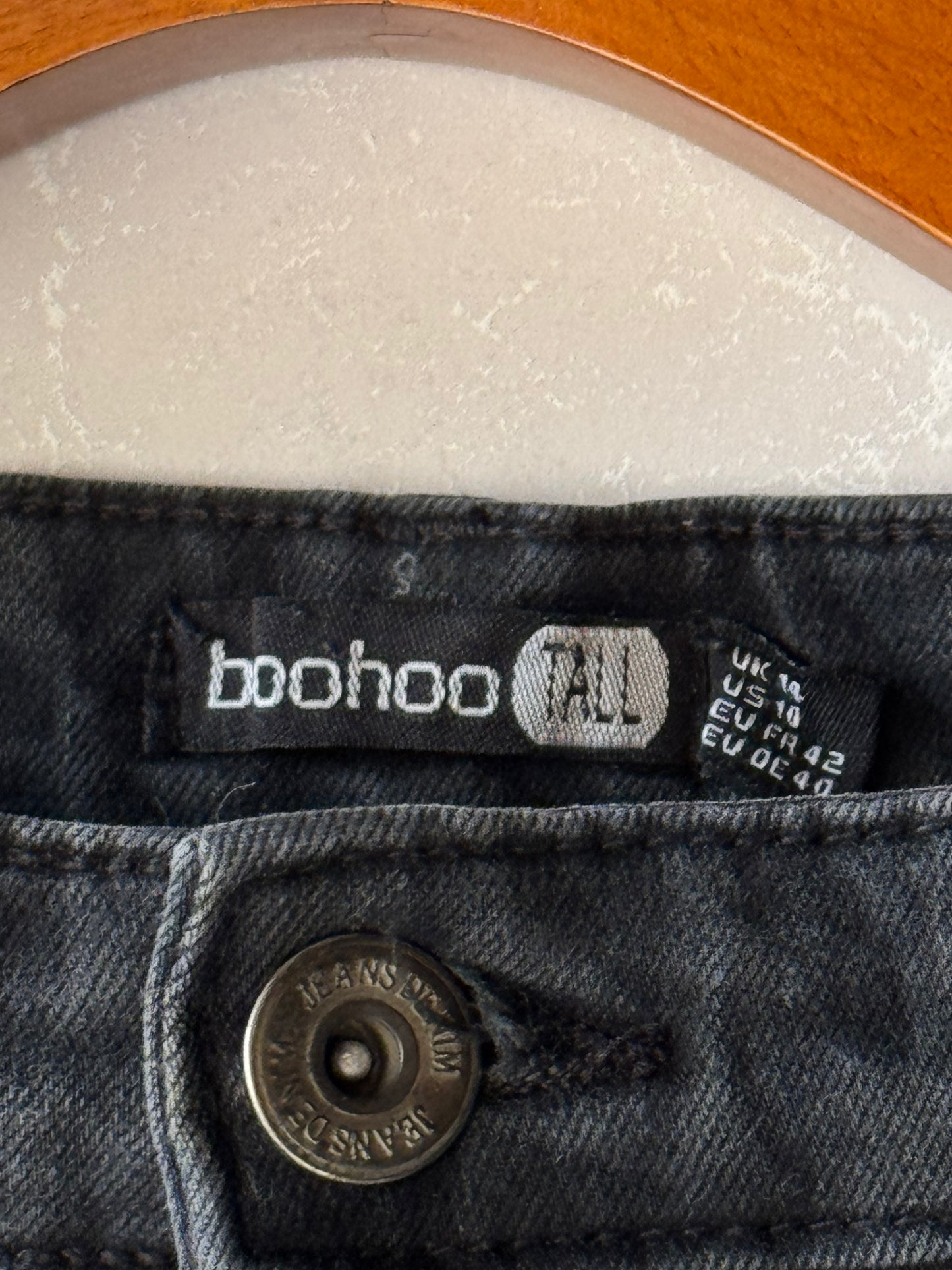 Boo Hoo Jeans (Women) (Waist 30) (Small)