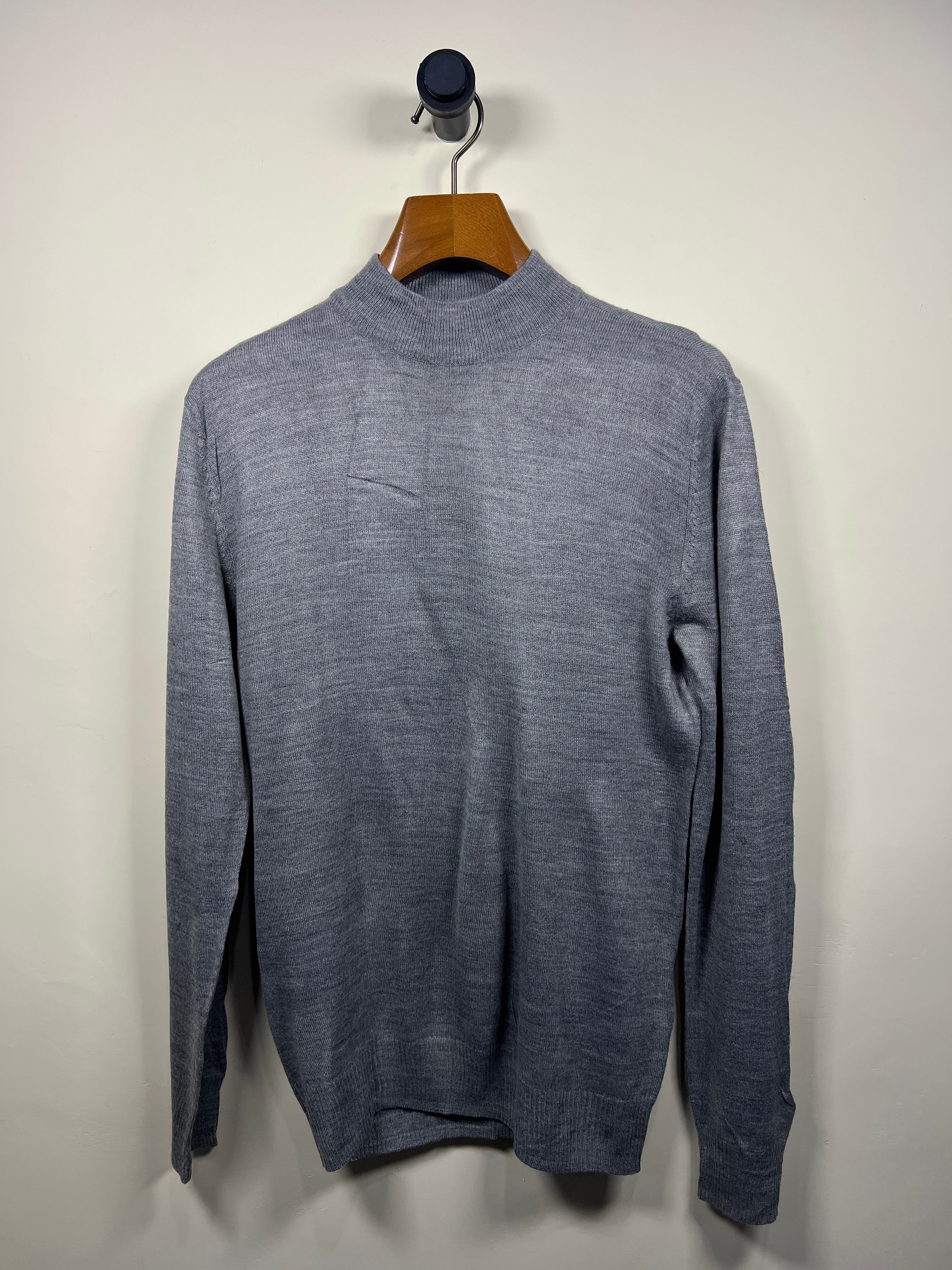 Mock Neck Sweater (Small-Medium)