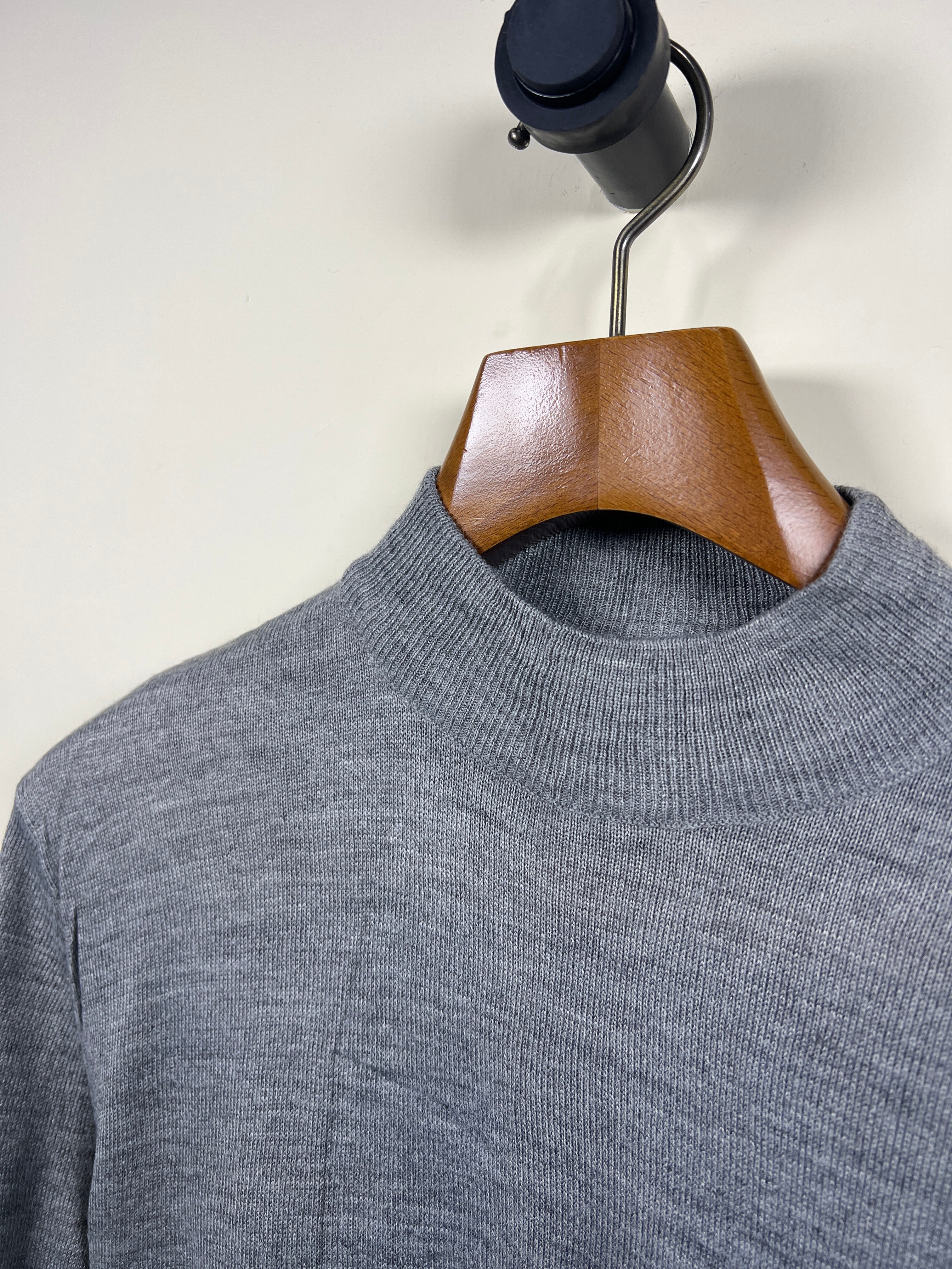 Mock Neck Sweater (Small-Medium)