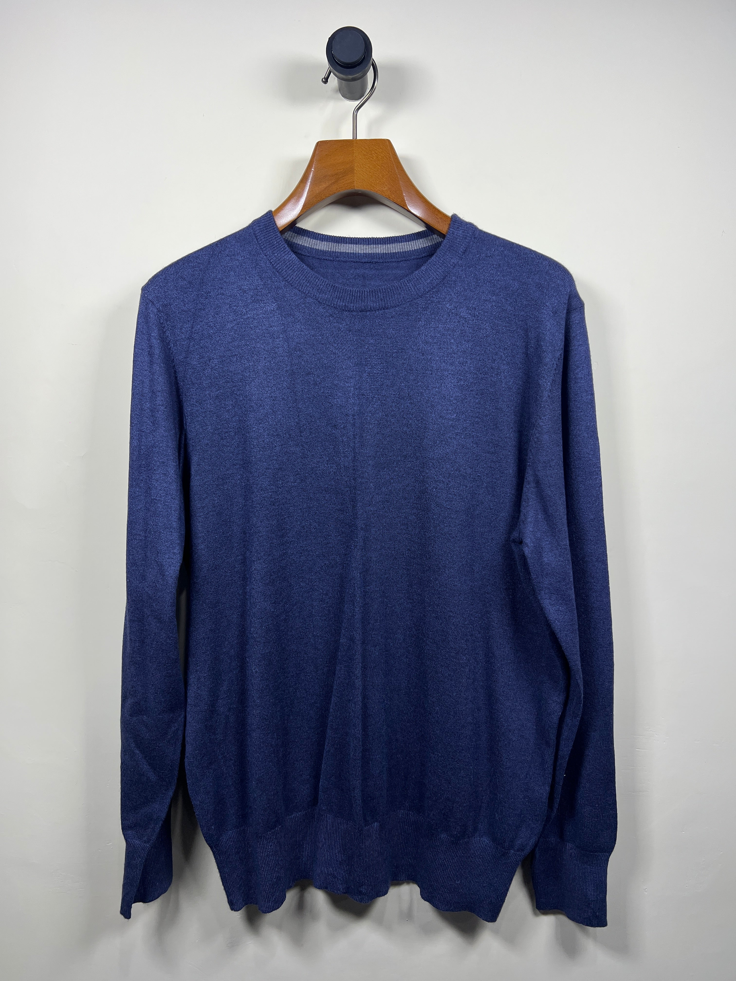 Sweater (Medium-Large)