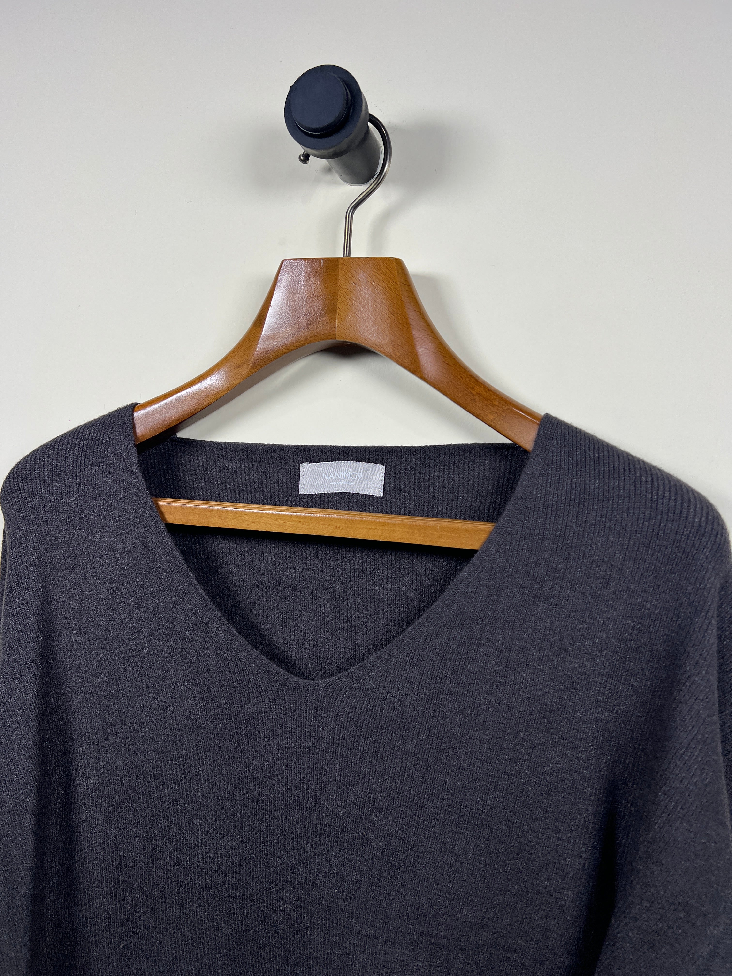 Naning Sweater (Women) (Medium)
