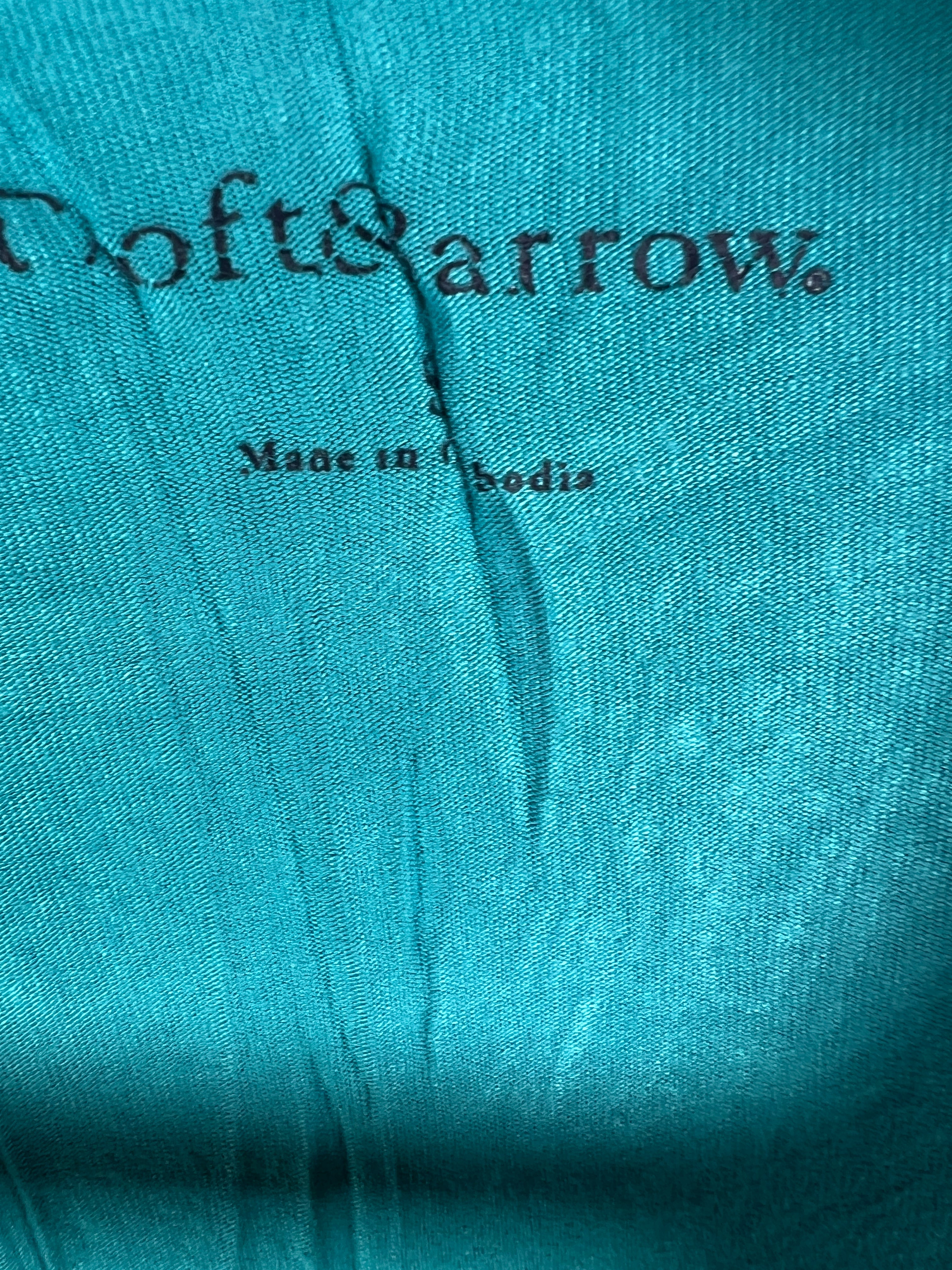 Croft & Barrow Blouse (Women) (Small-Medium)