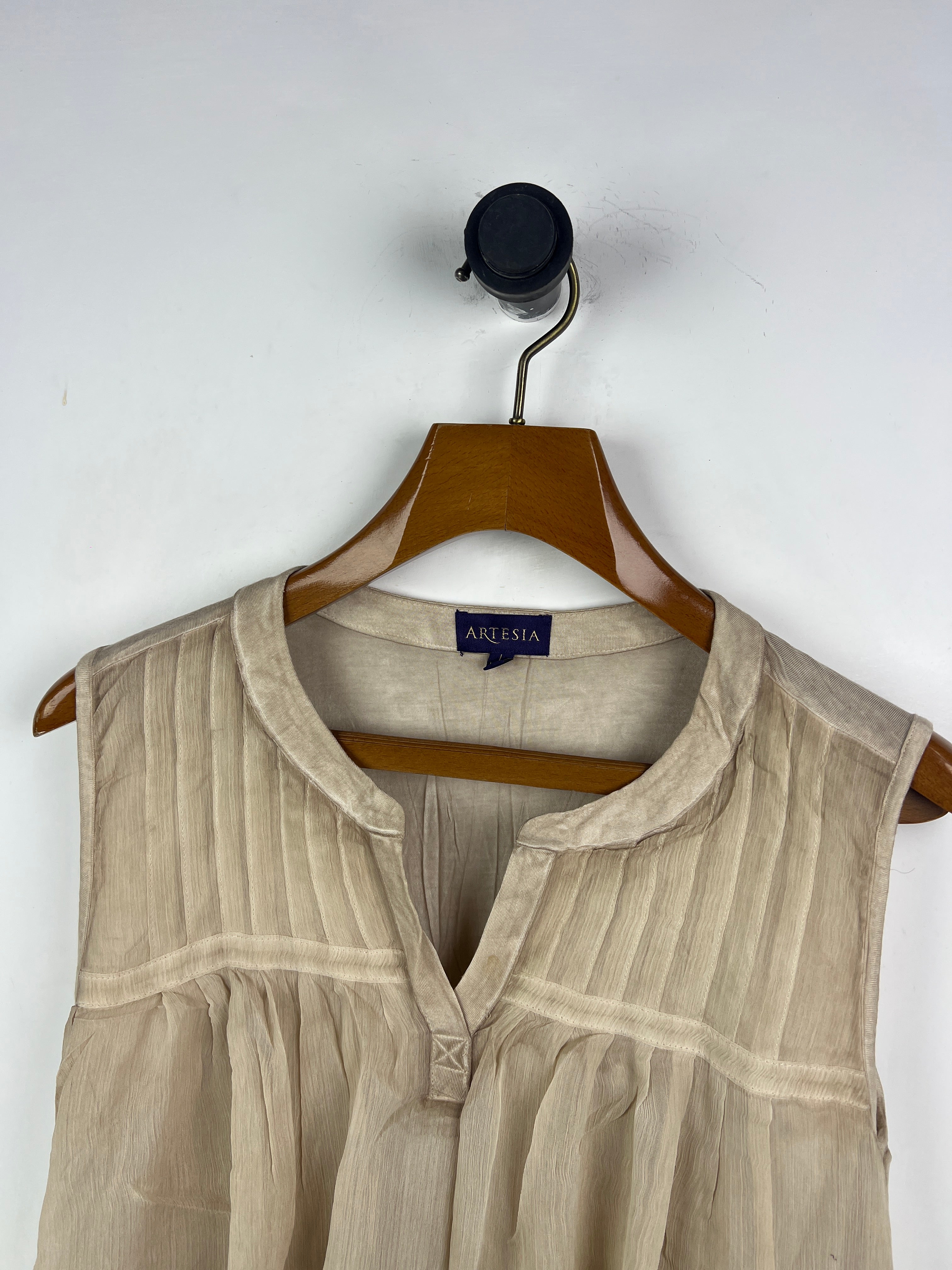Artesia Blouse (Women) (Medium-Large)