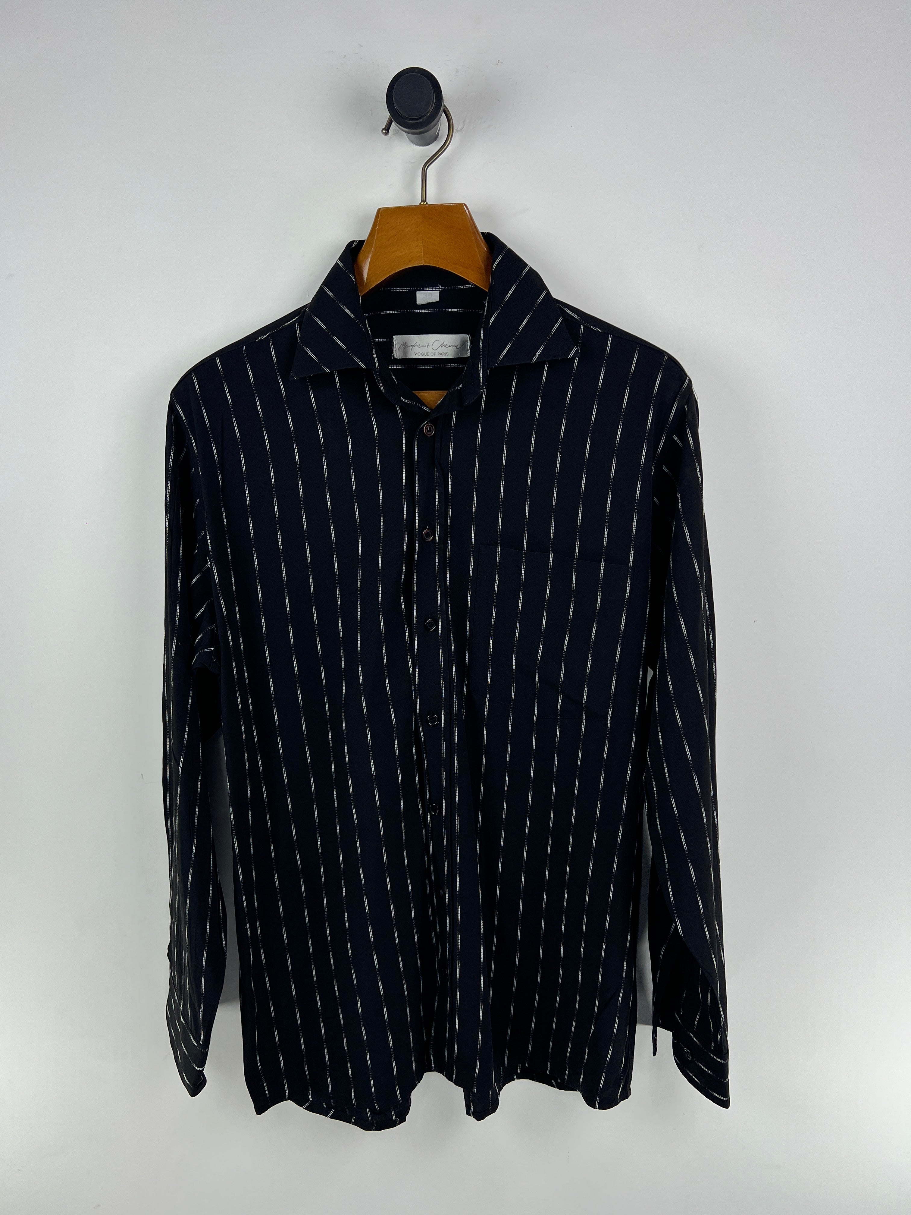 Vogue Shirt (Medium-Large)