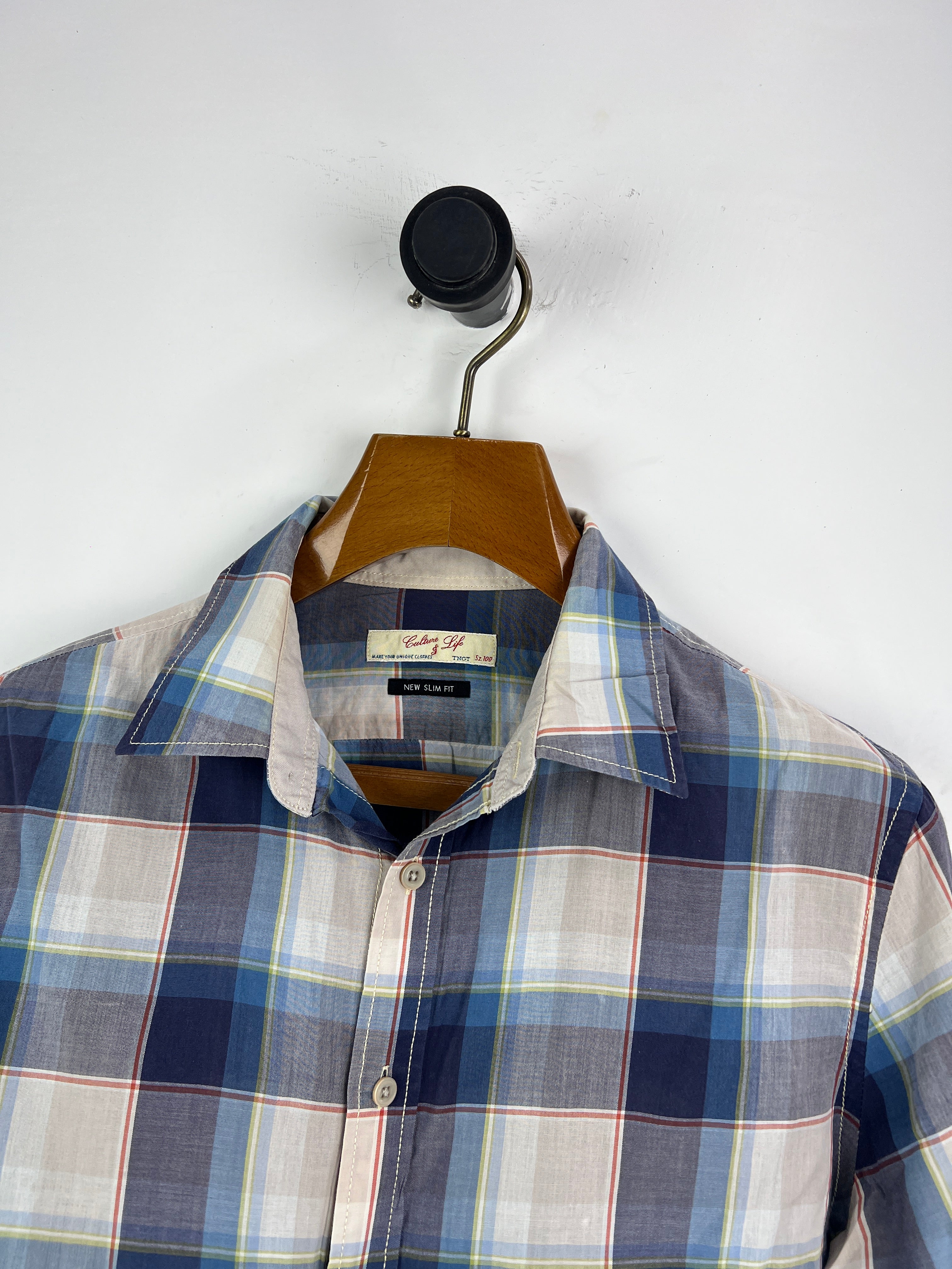 Culture Linen Shirt (Small)