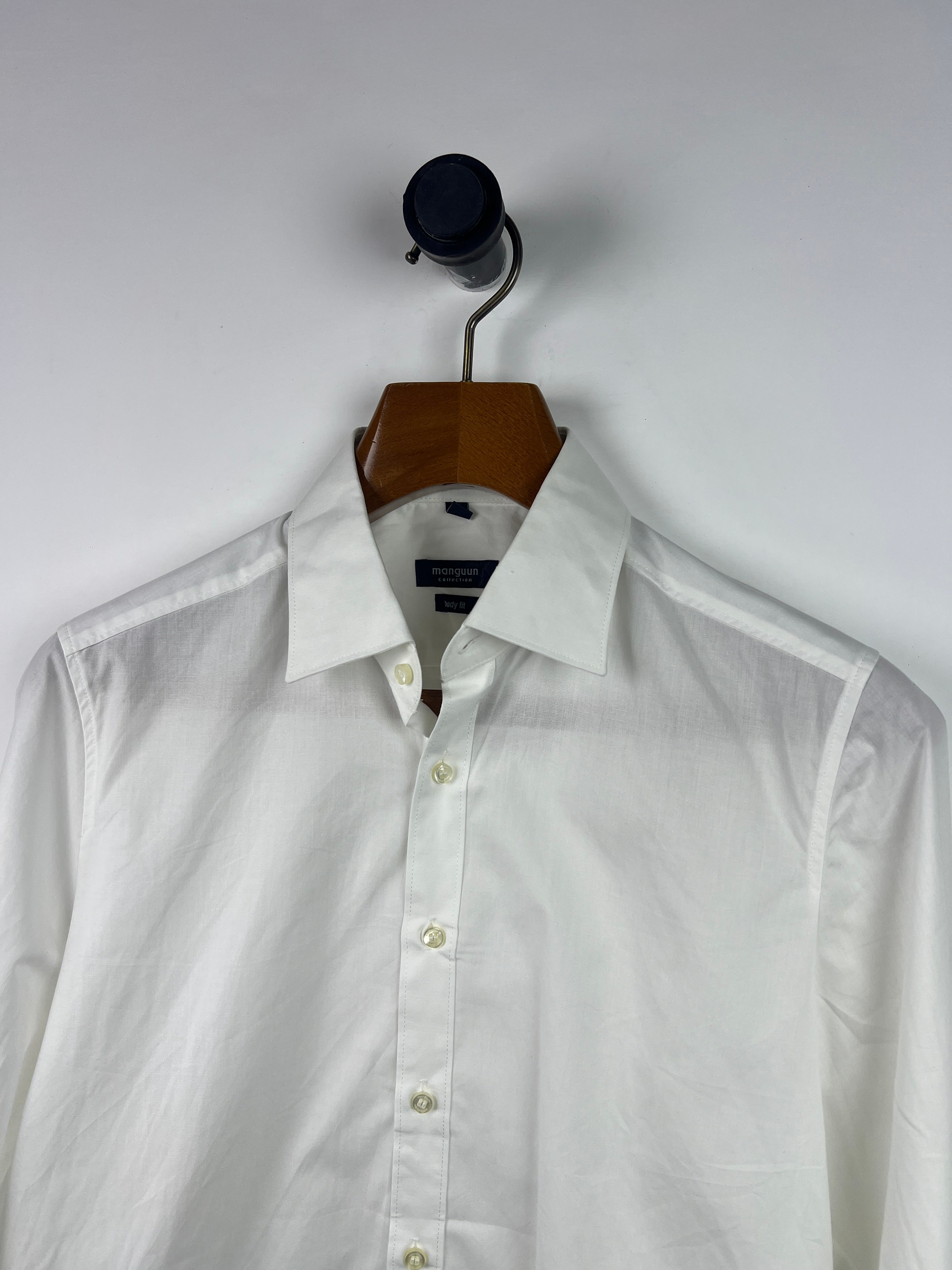 Manguun Shirt (Medium)