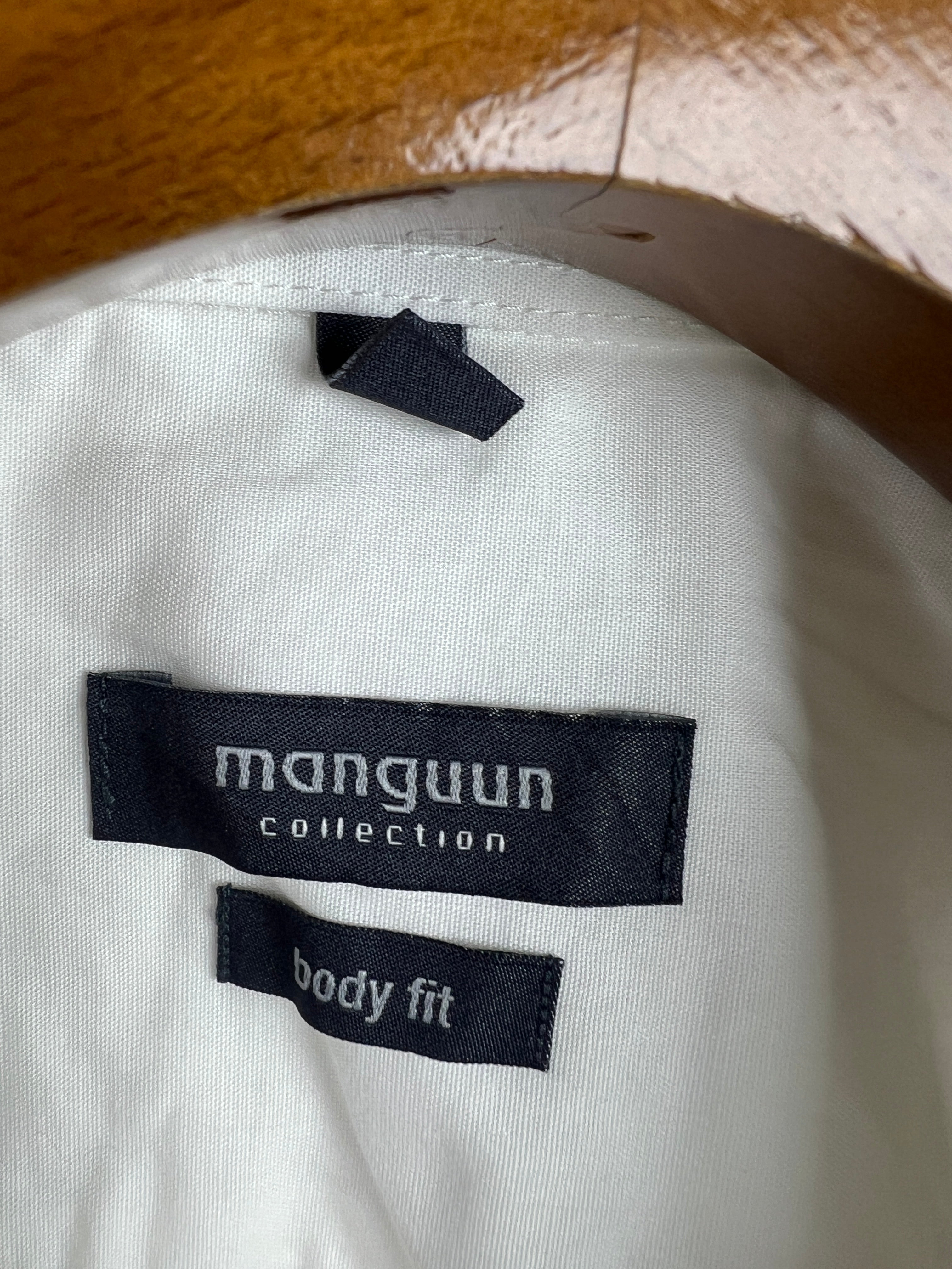 Manguun Shirt (Medium)