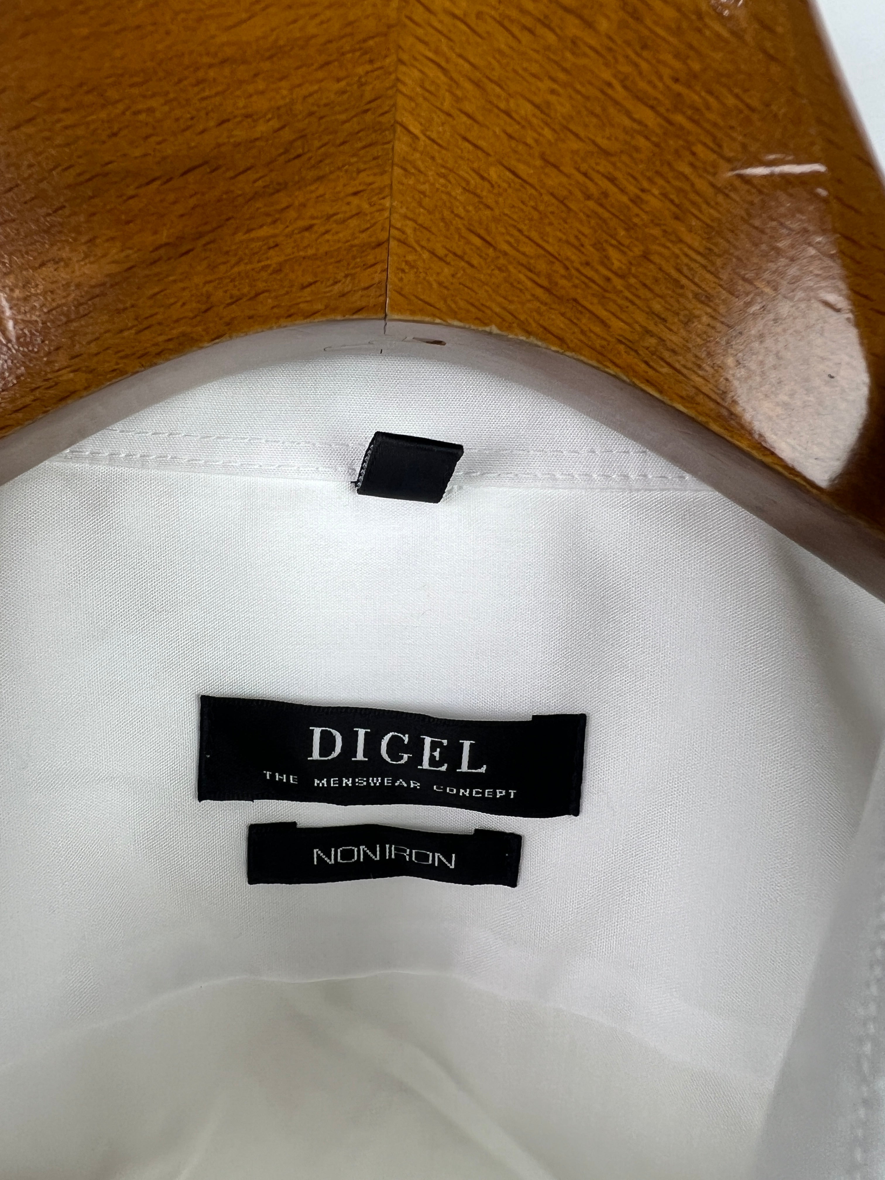 Digel Shirt (Large)