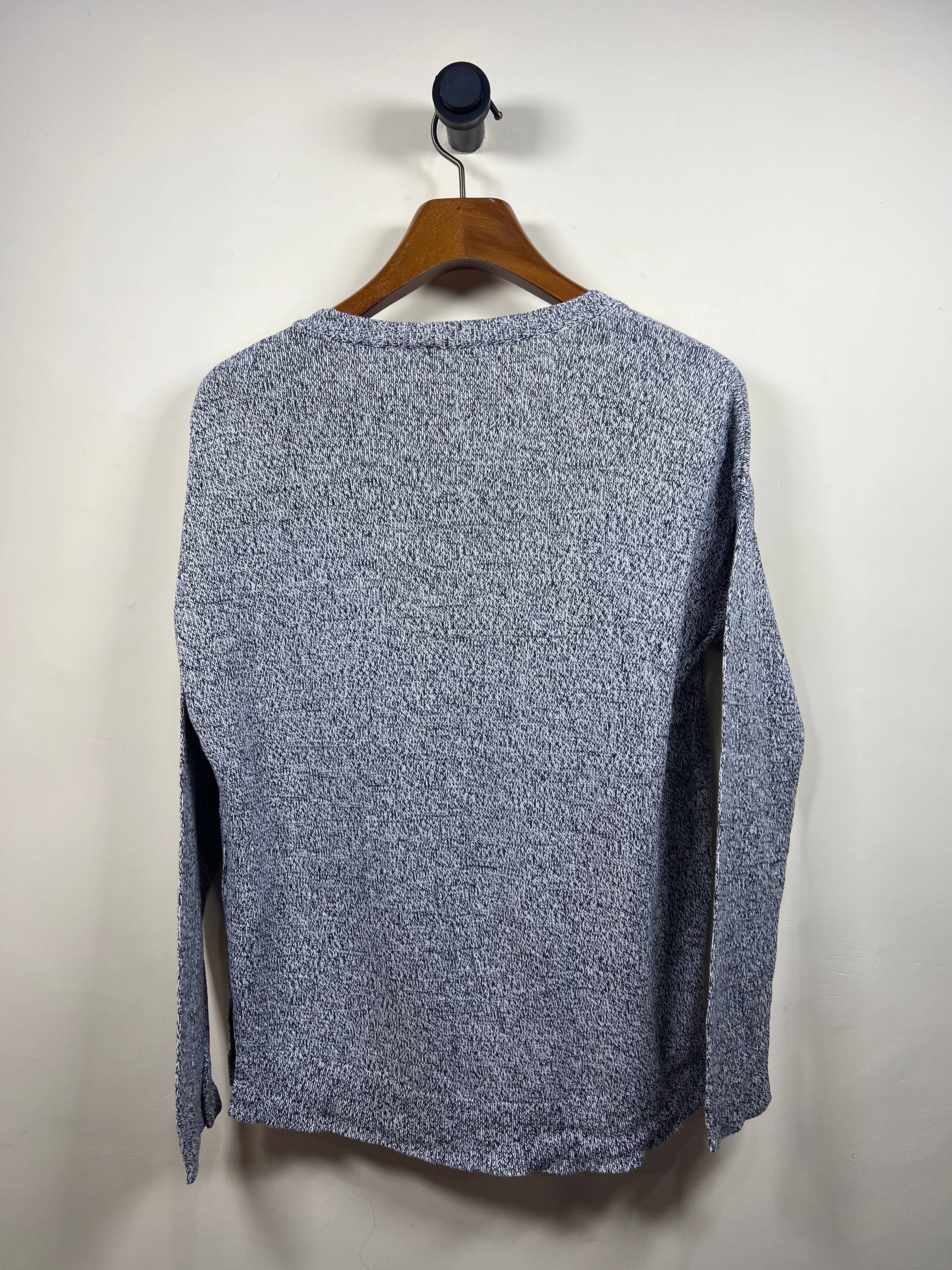 Gap Sweater (Women) (Medium)
