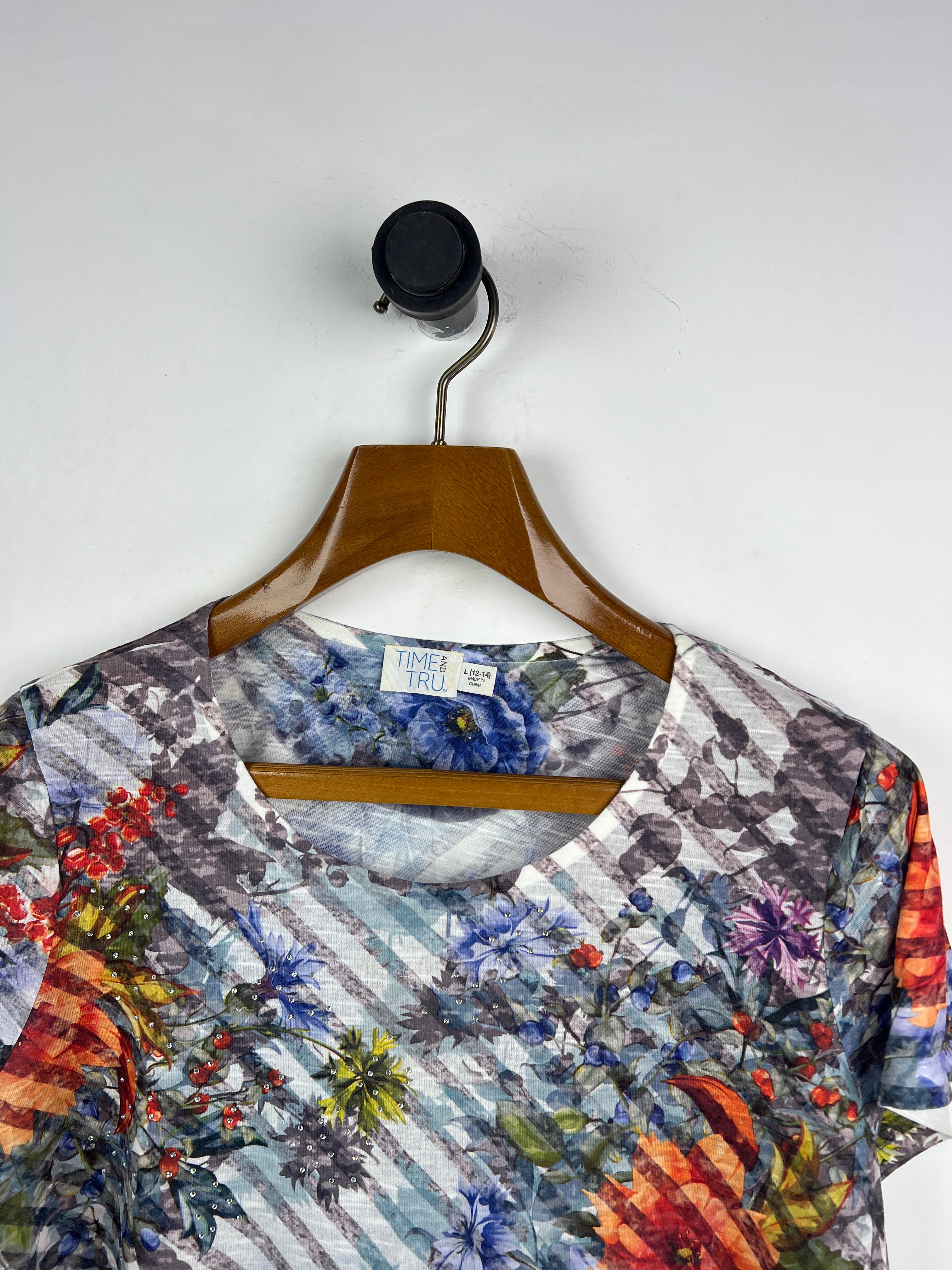 Time & Tru Blouse (Women) (Large)