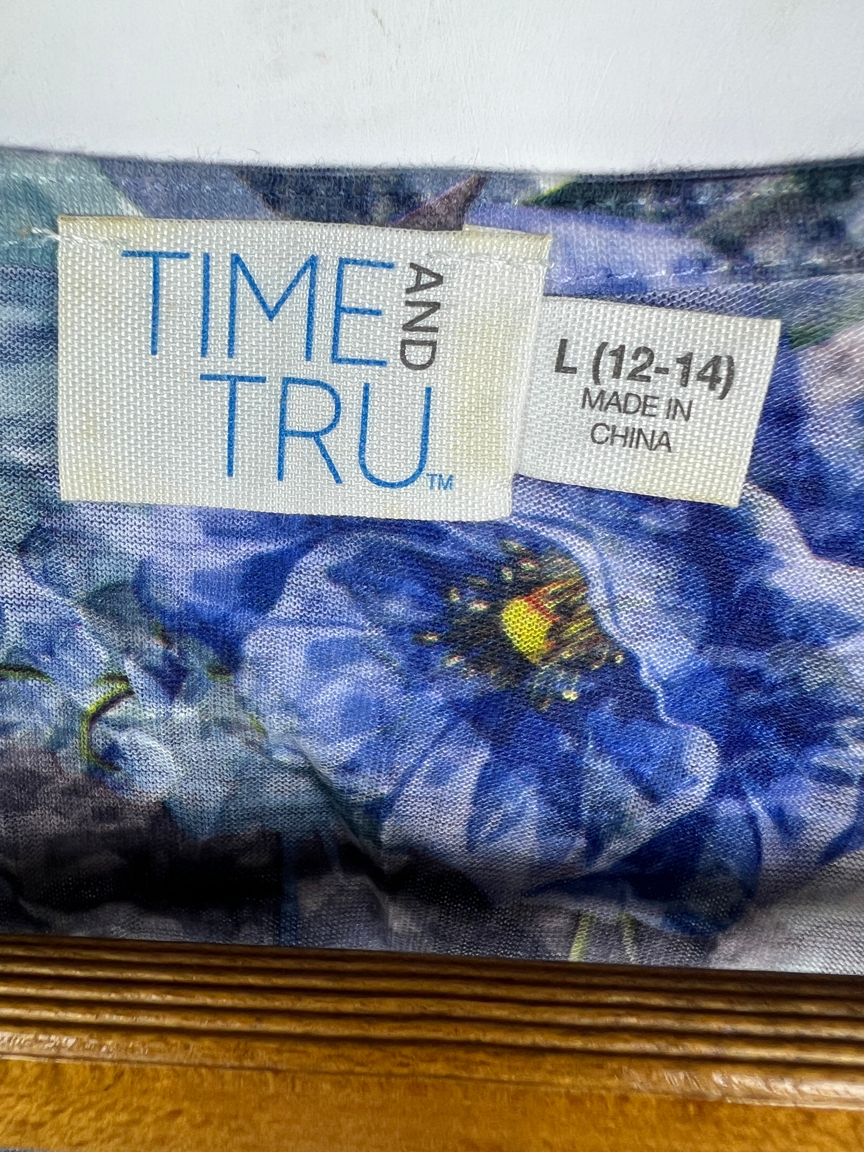 Time & Tru Blouse (Women) (Large)