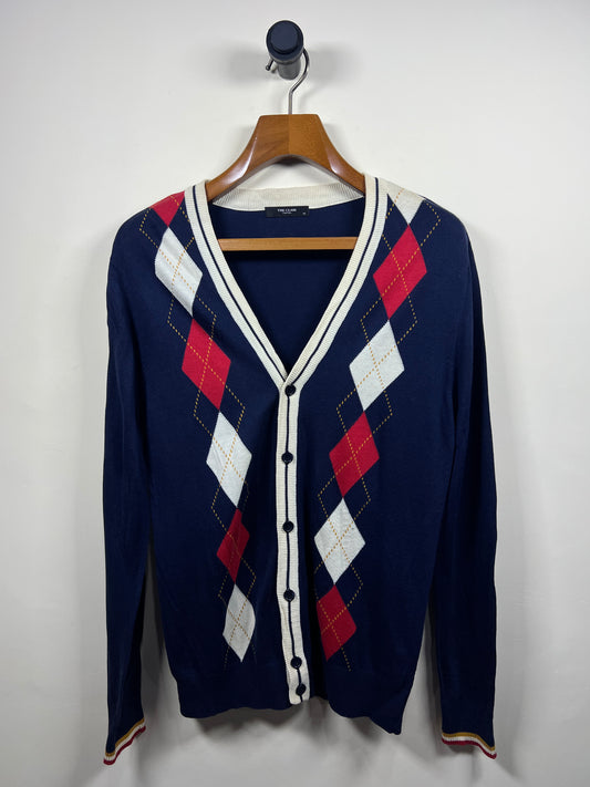 The Class Buttoned Sweater (Medium)