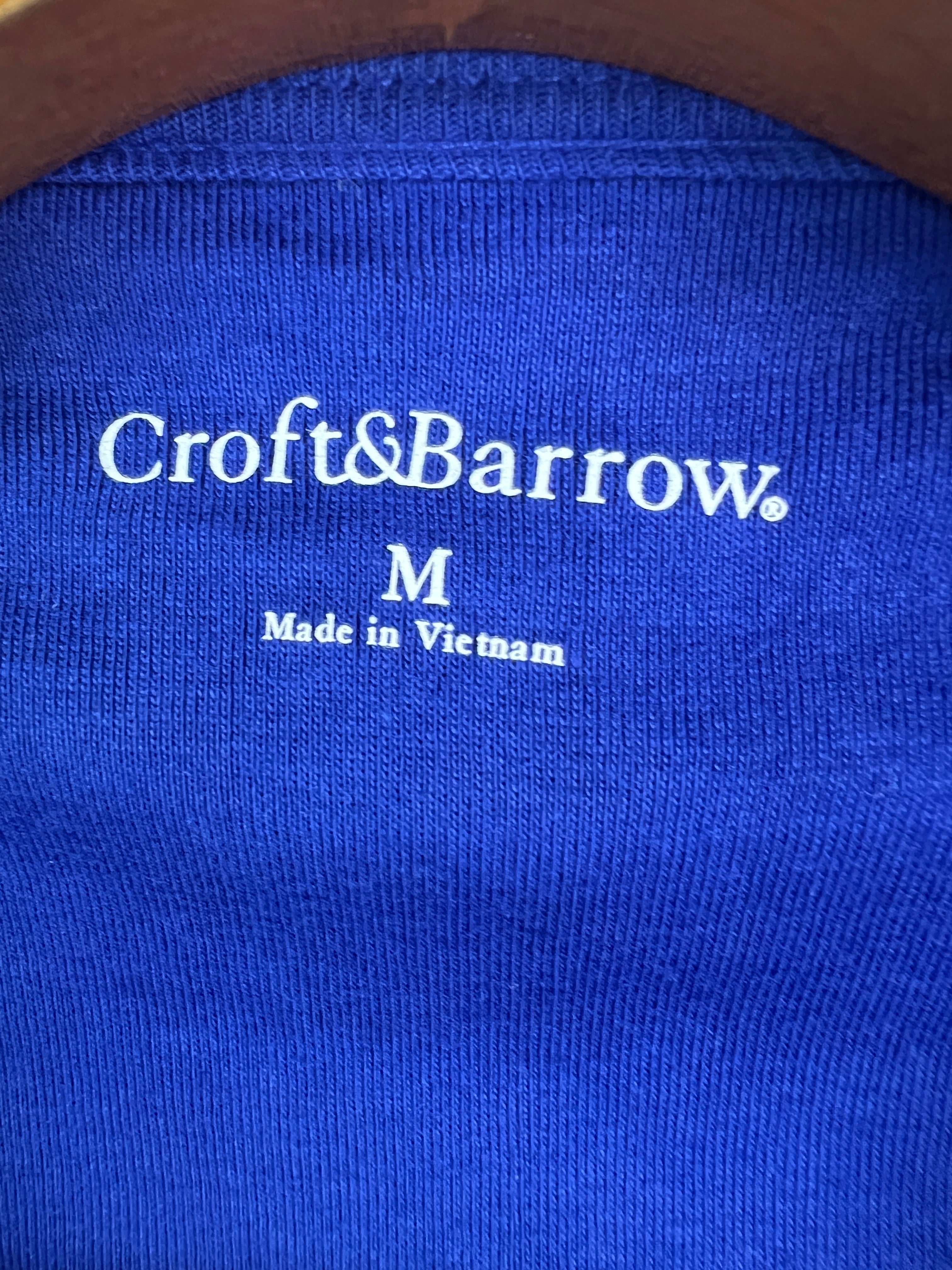 Croft & Barrow T-Shirt (Women) (Medium-Large)