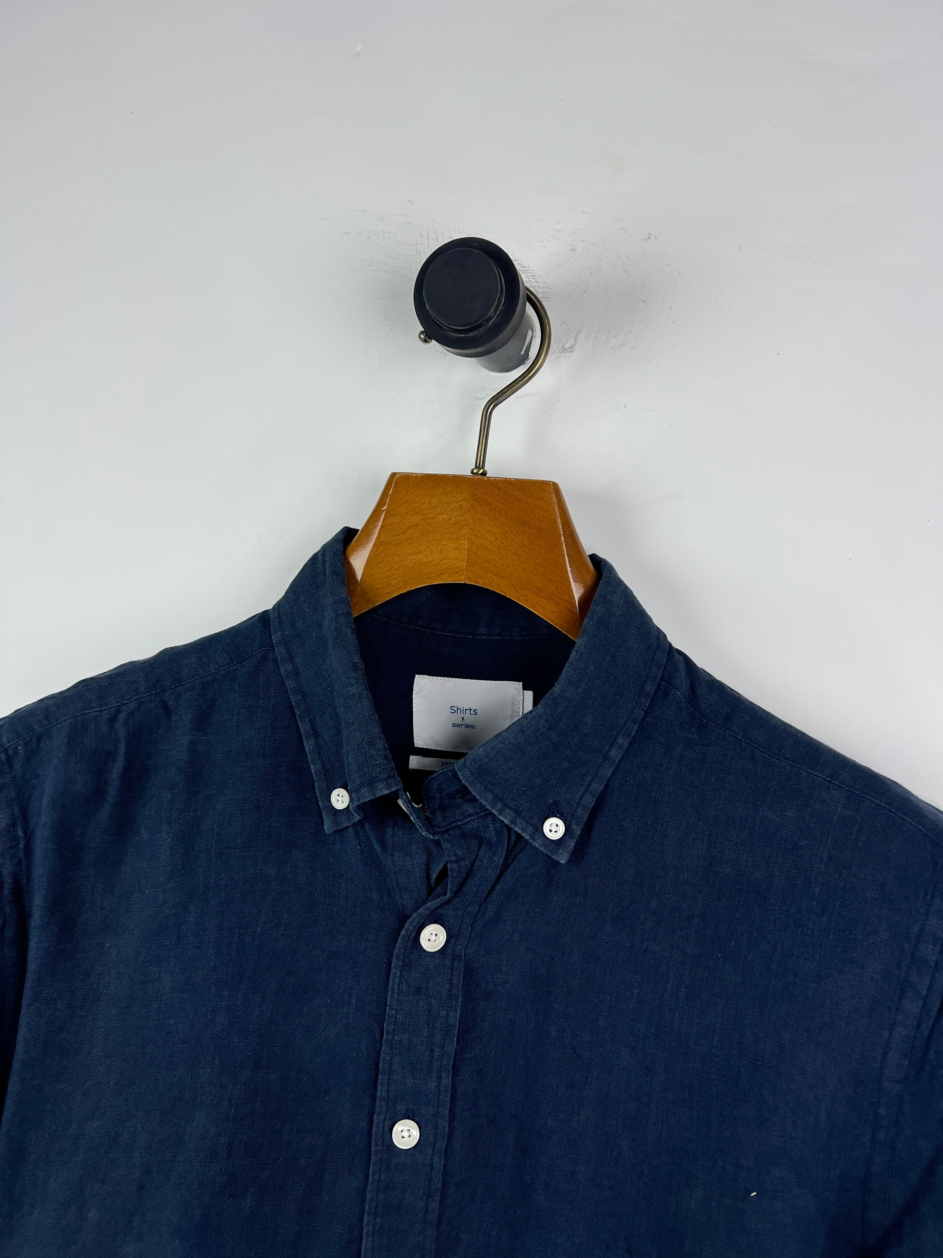 Series Linen Shirt (Medium)