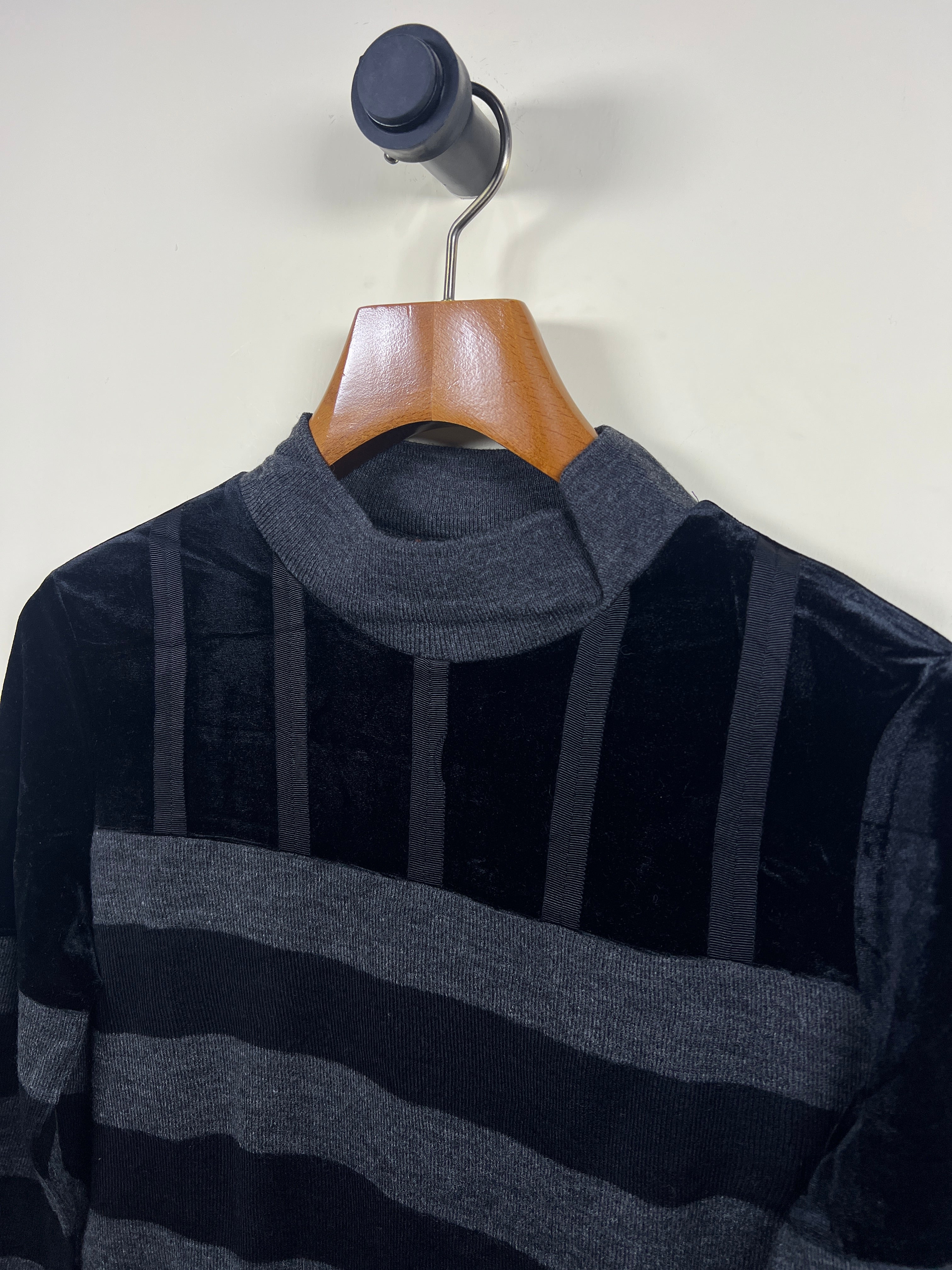Mock Neck Sweater (Small)