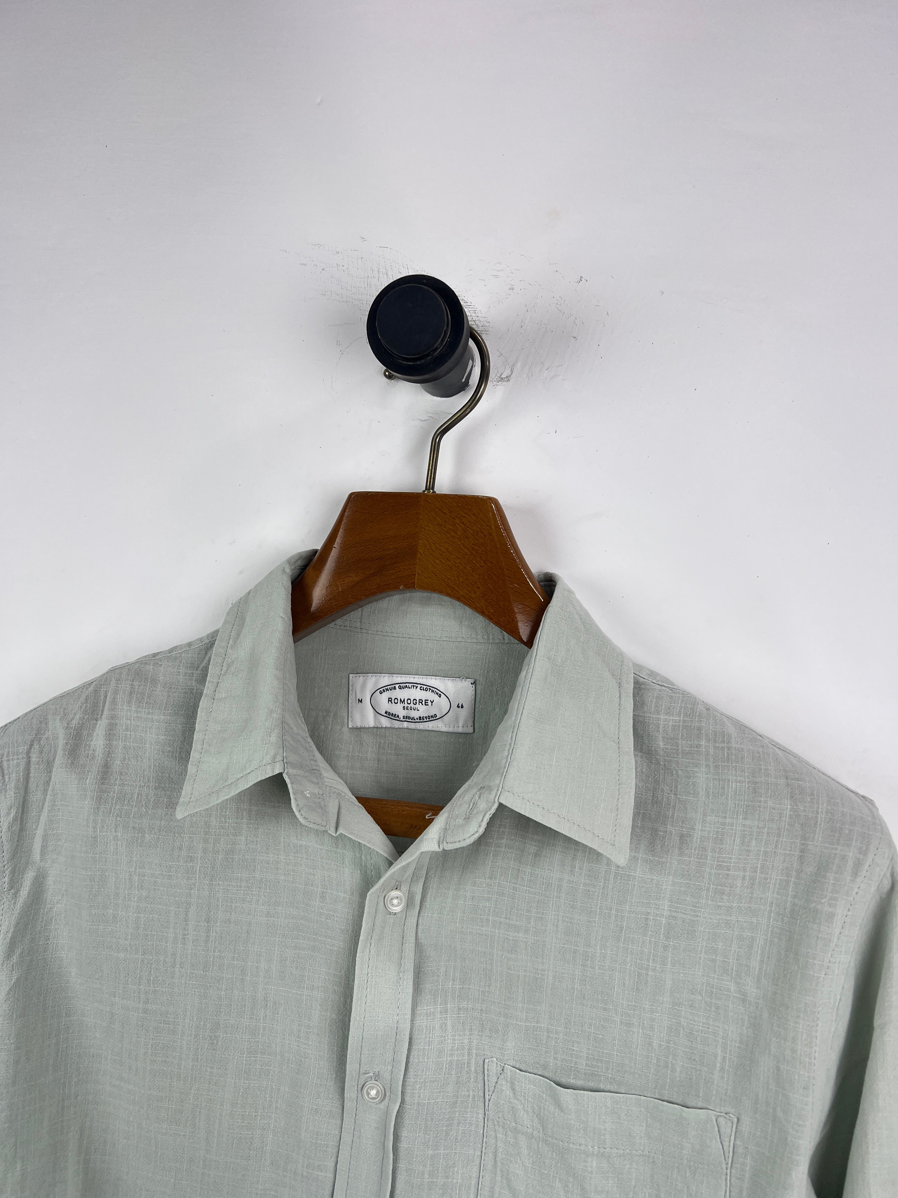 Romo Linen Shirt (Medium)