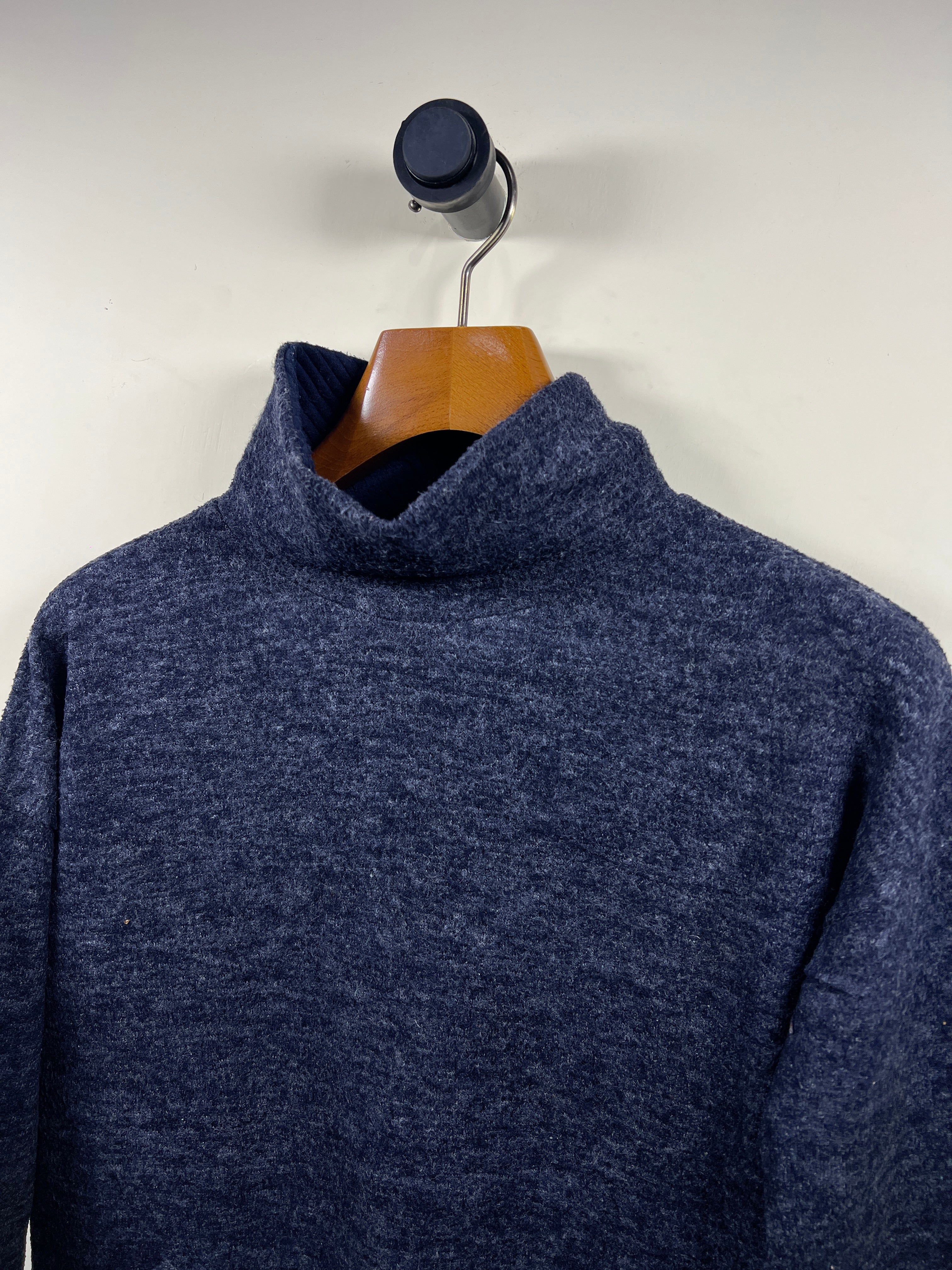 Turtle Neck Sweater (Women) (Medium-Large)