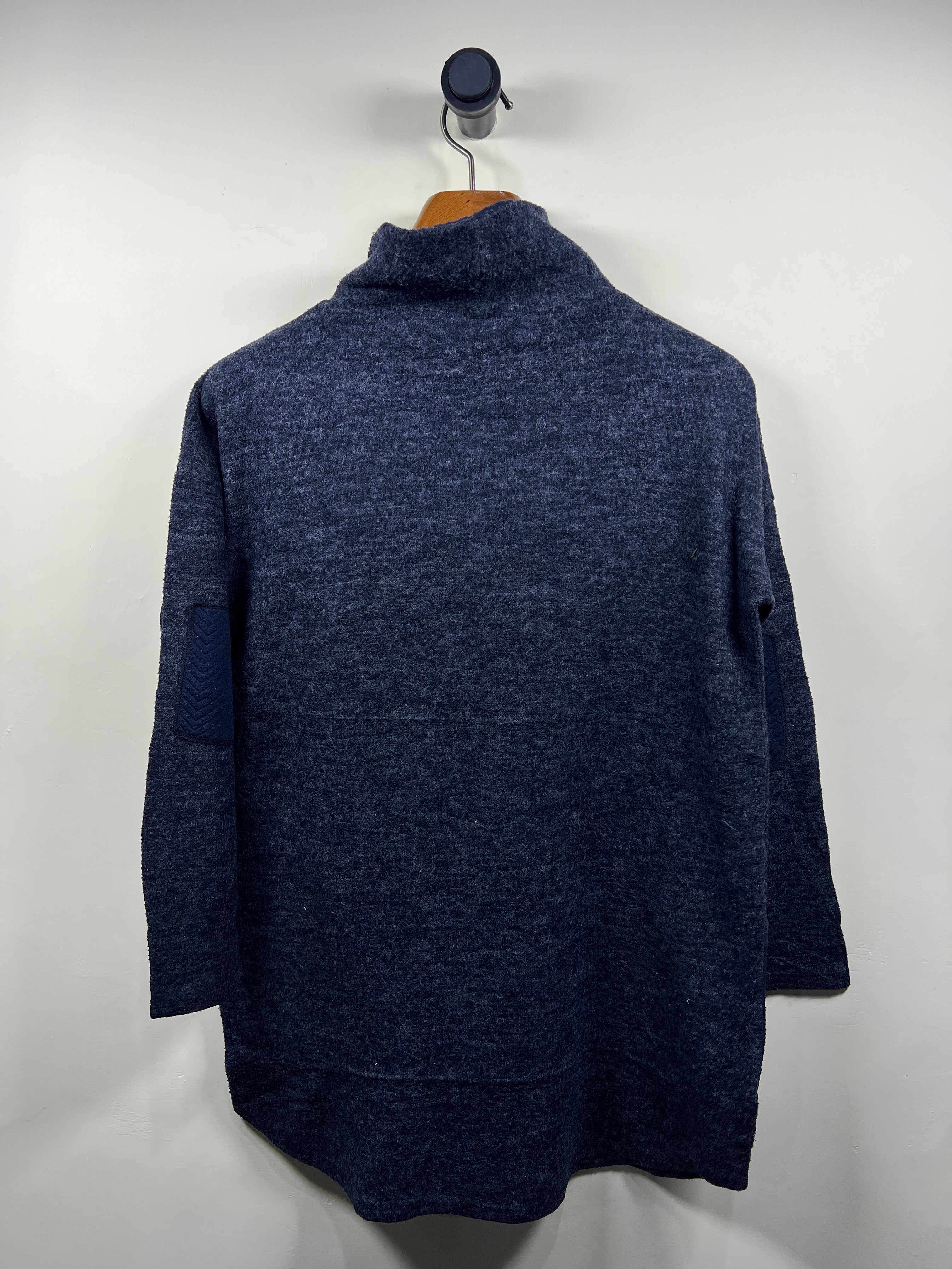 Turtle Neck Sweater (Women) (Medium-Large)