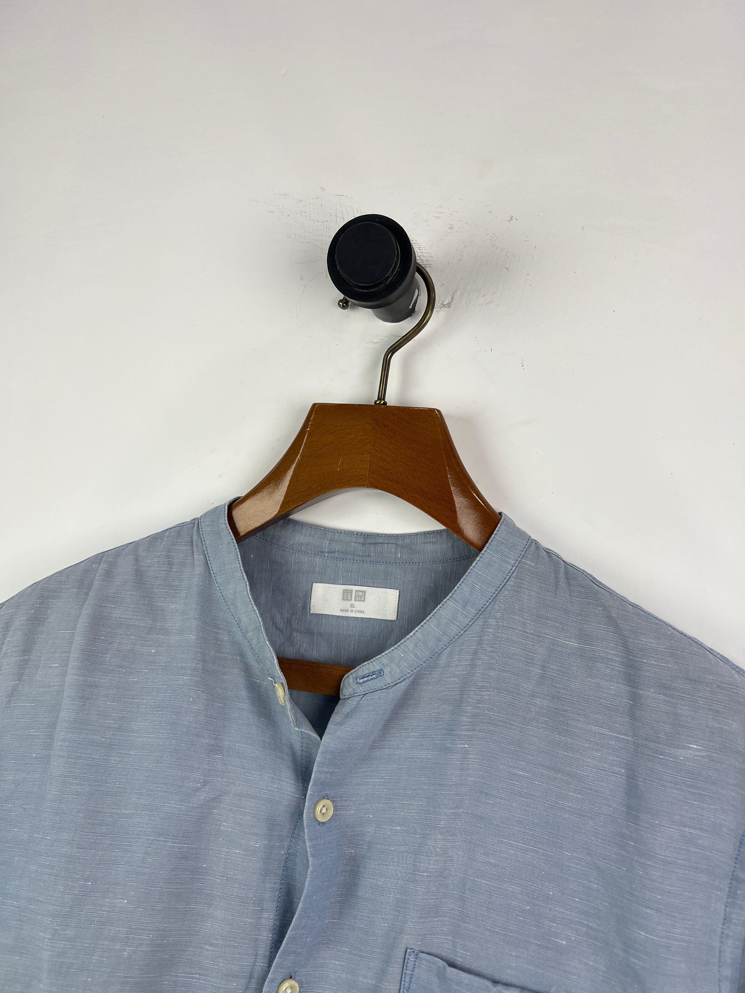 Uniqlo Linen Shirt (Medium-Large)