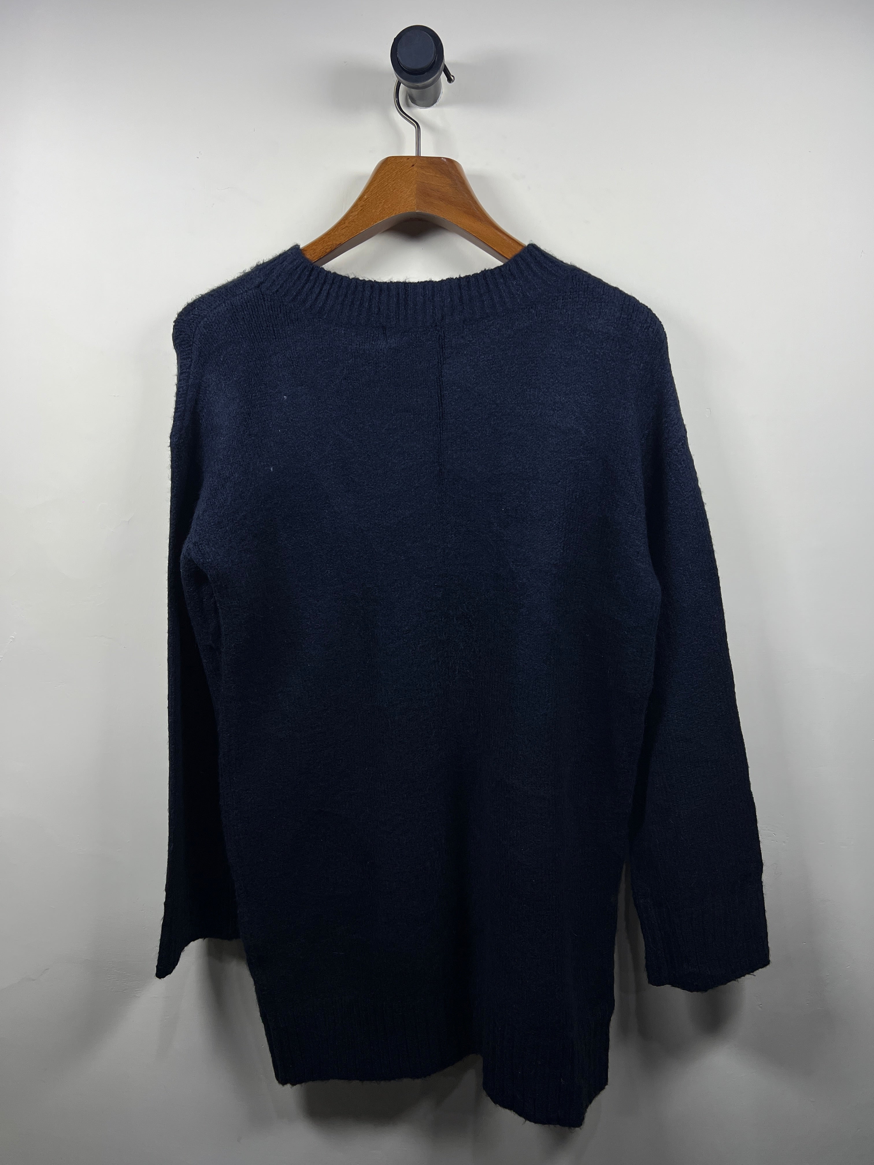 Top Girl Sweater (Women) (Medium)