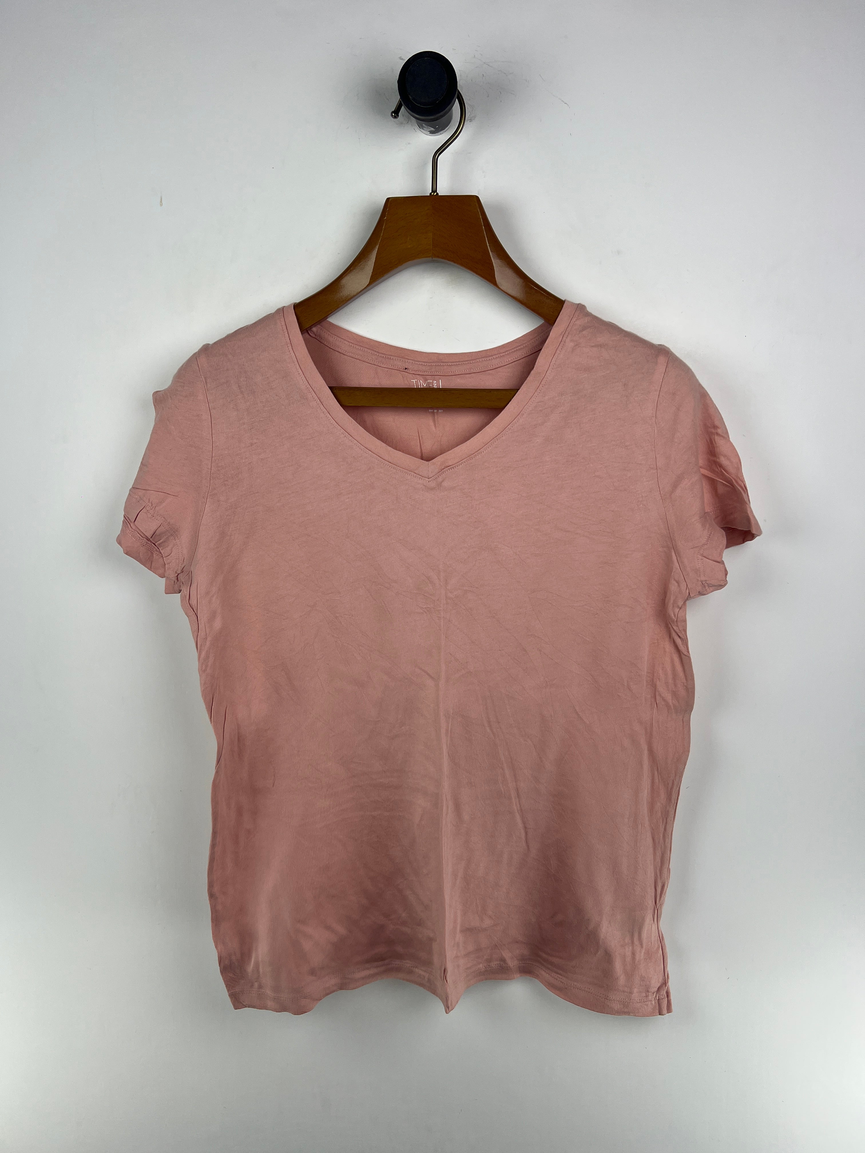 Time & Tru T-Shirt (Women) (Medium)