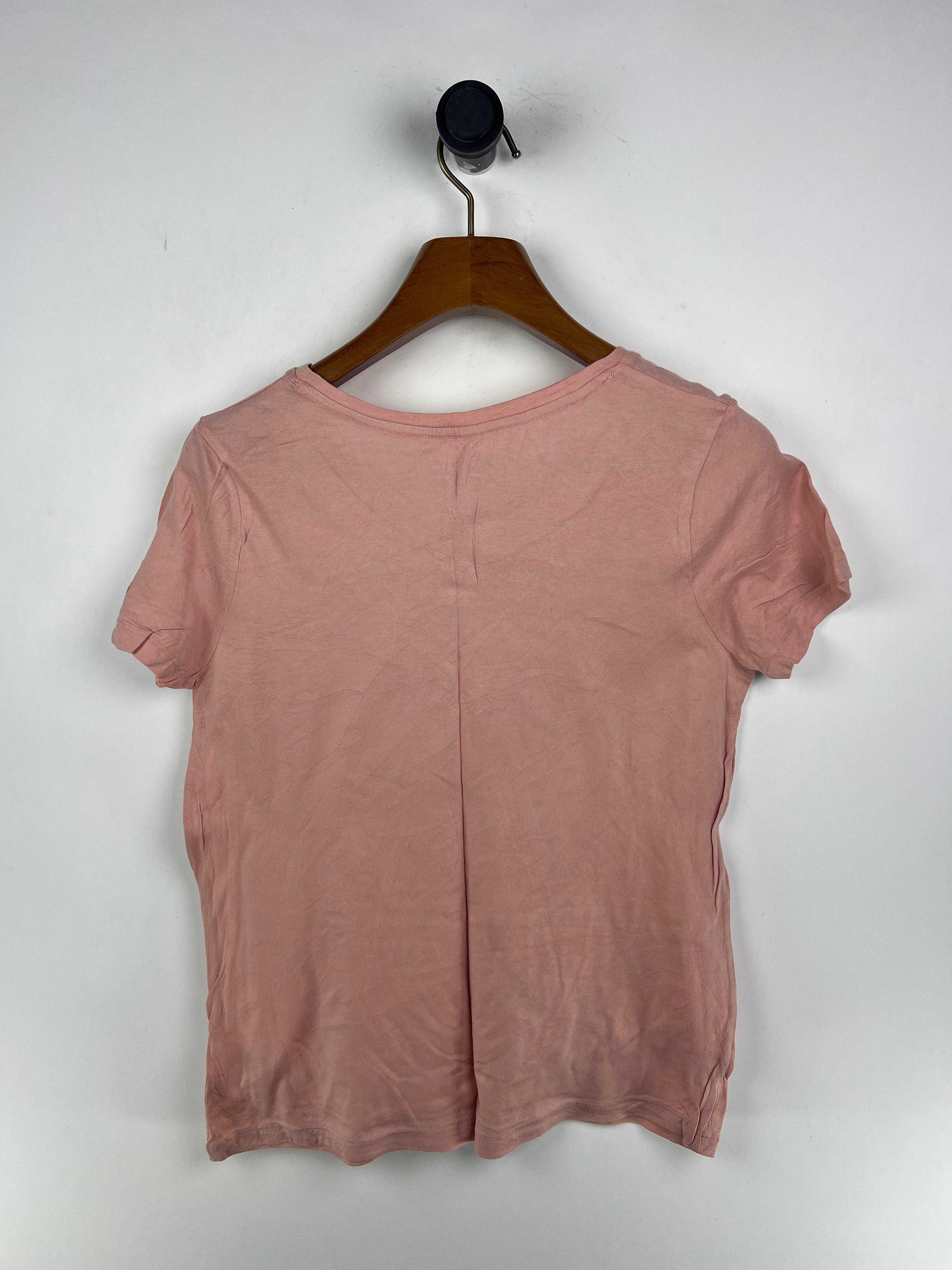 Time & Tru T-Shirt (Women) (Medium)