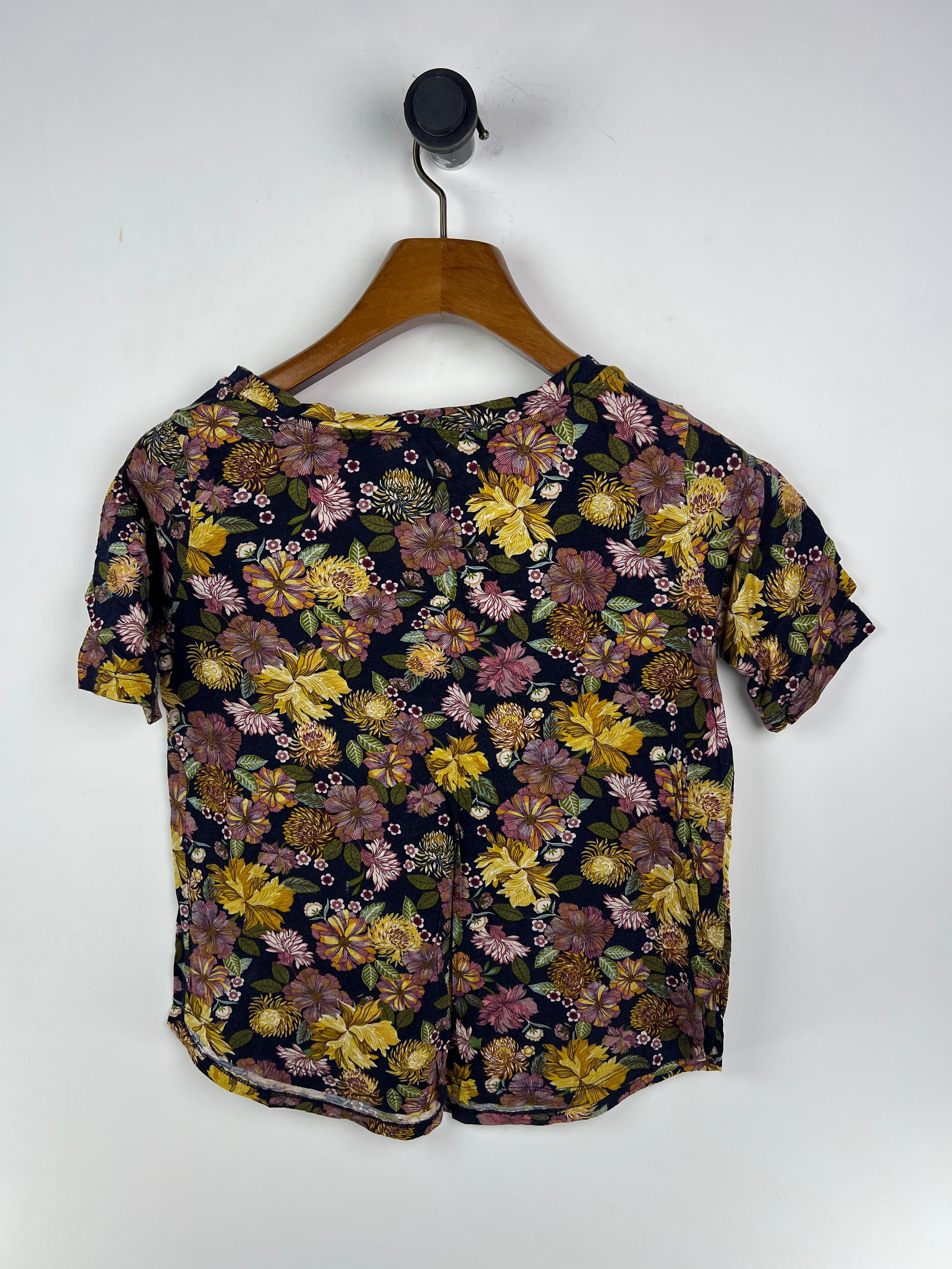 Loft T-Shirt (Women) (Small)