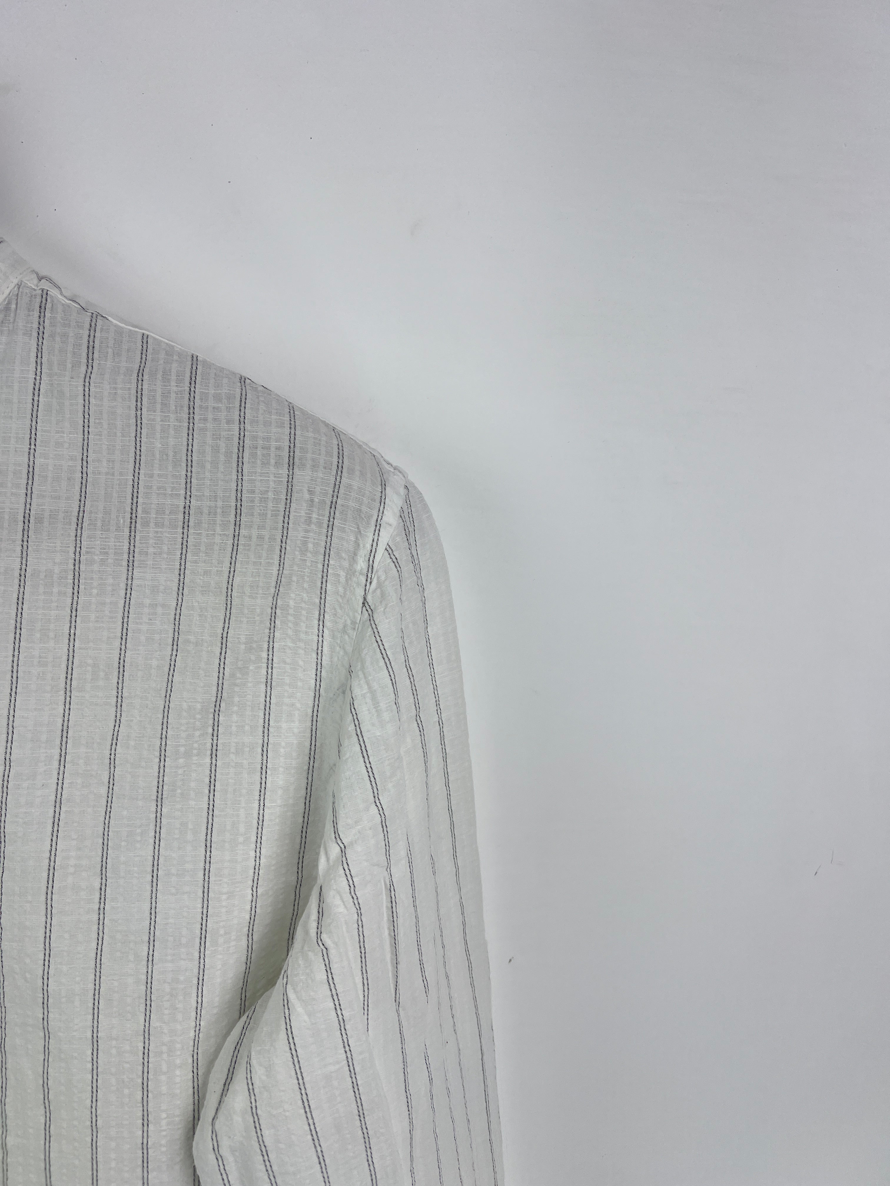 Us N Them Linen Shirt (Medium)