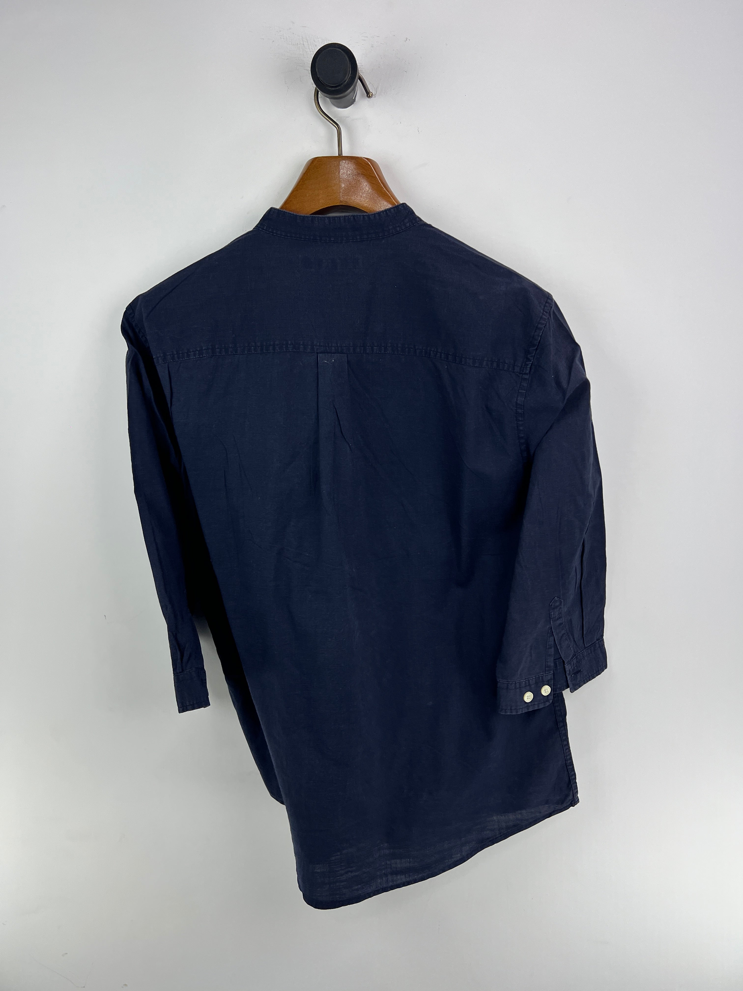 Nix Linen Shirt (Medium-Large)