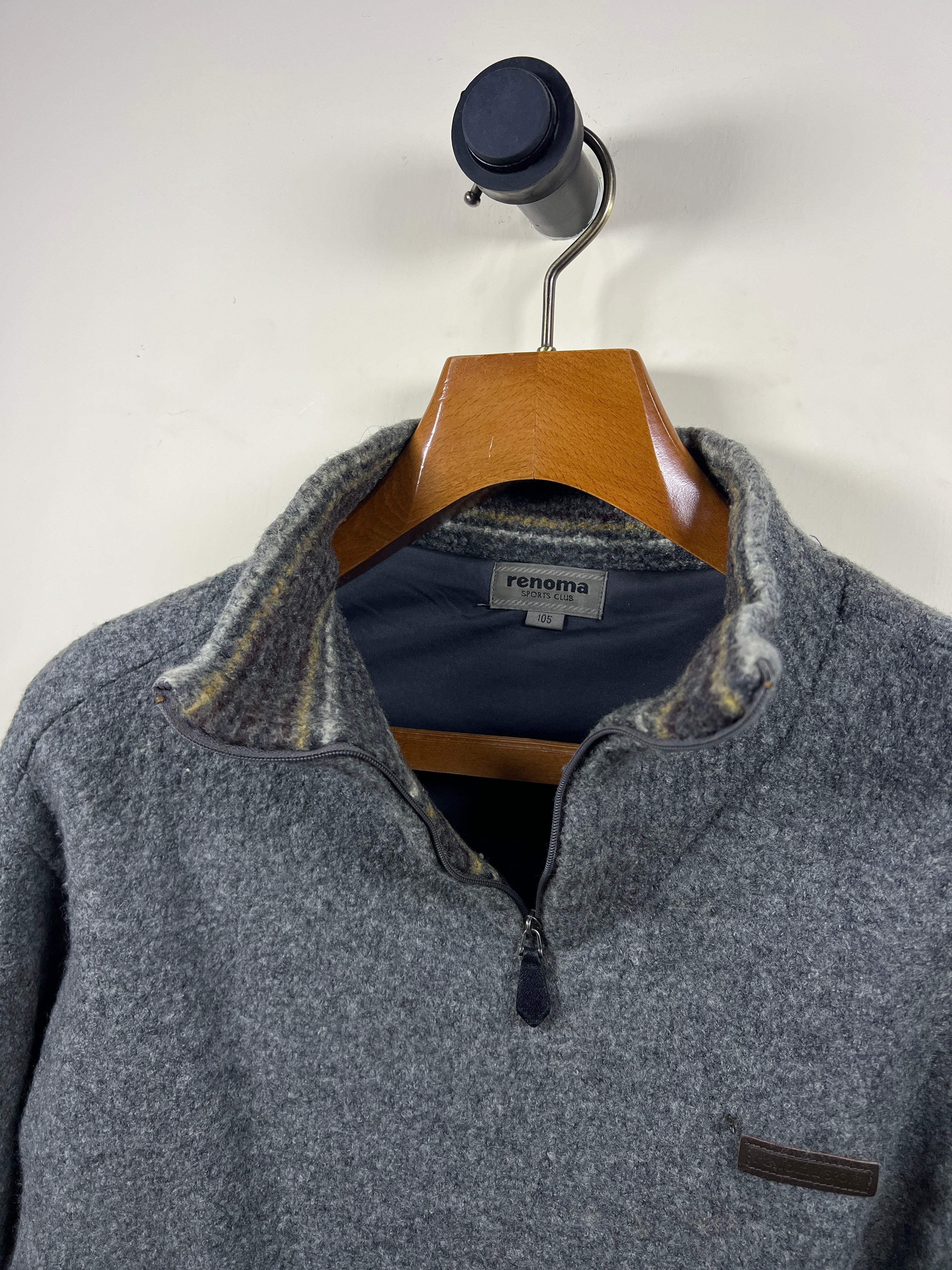 Renoma Quarter Buttoned Sweater (Medium)