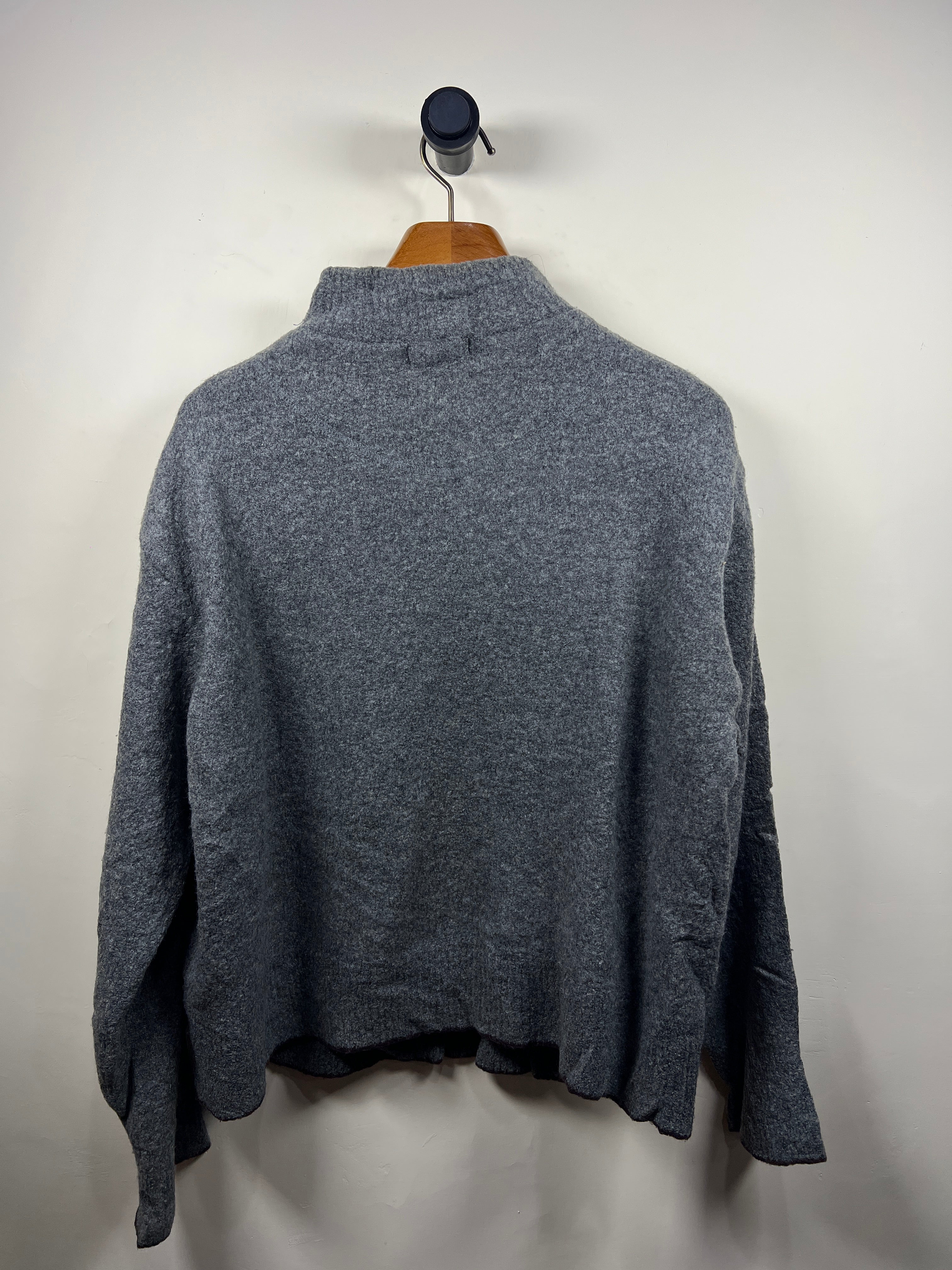 Renoma Quarter Buttoned Sweater (Medium)