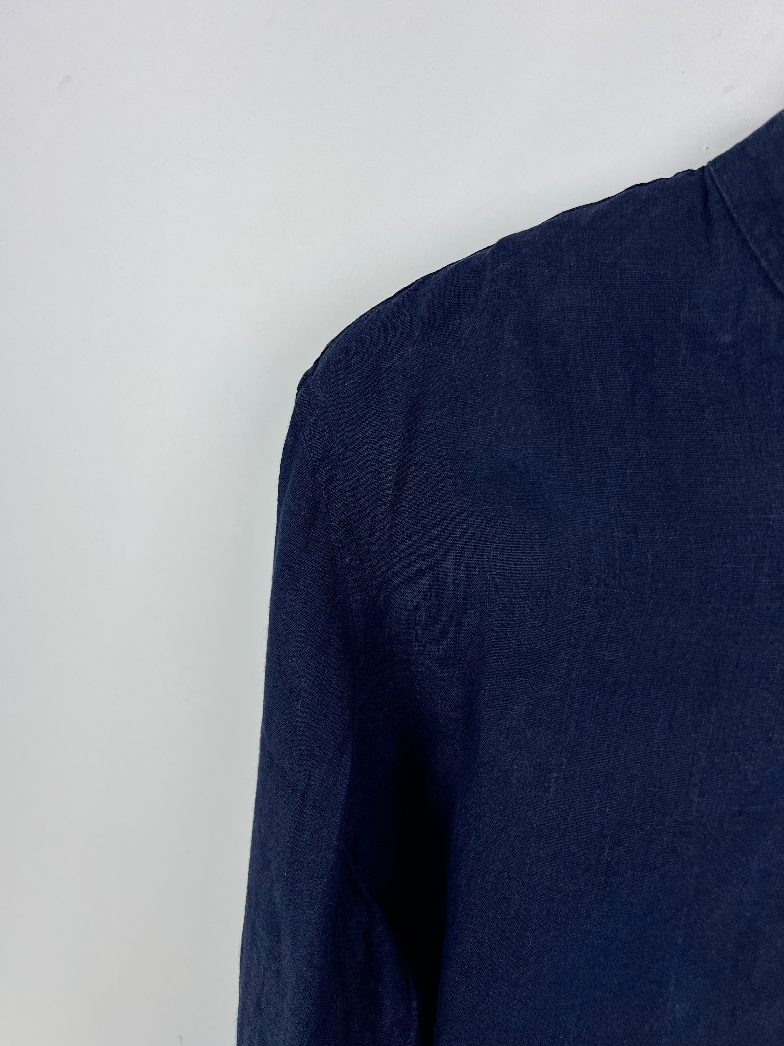 Seig Linen Shirt (Small-Medium)