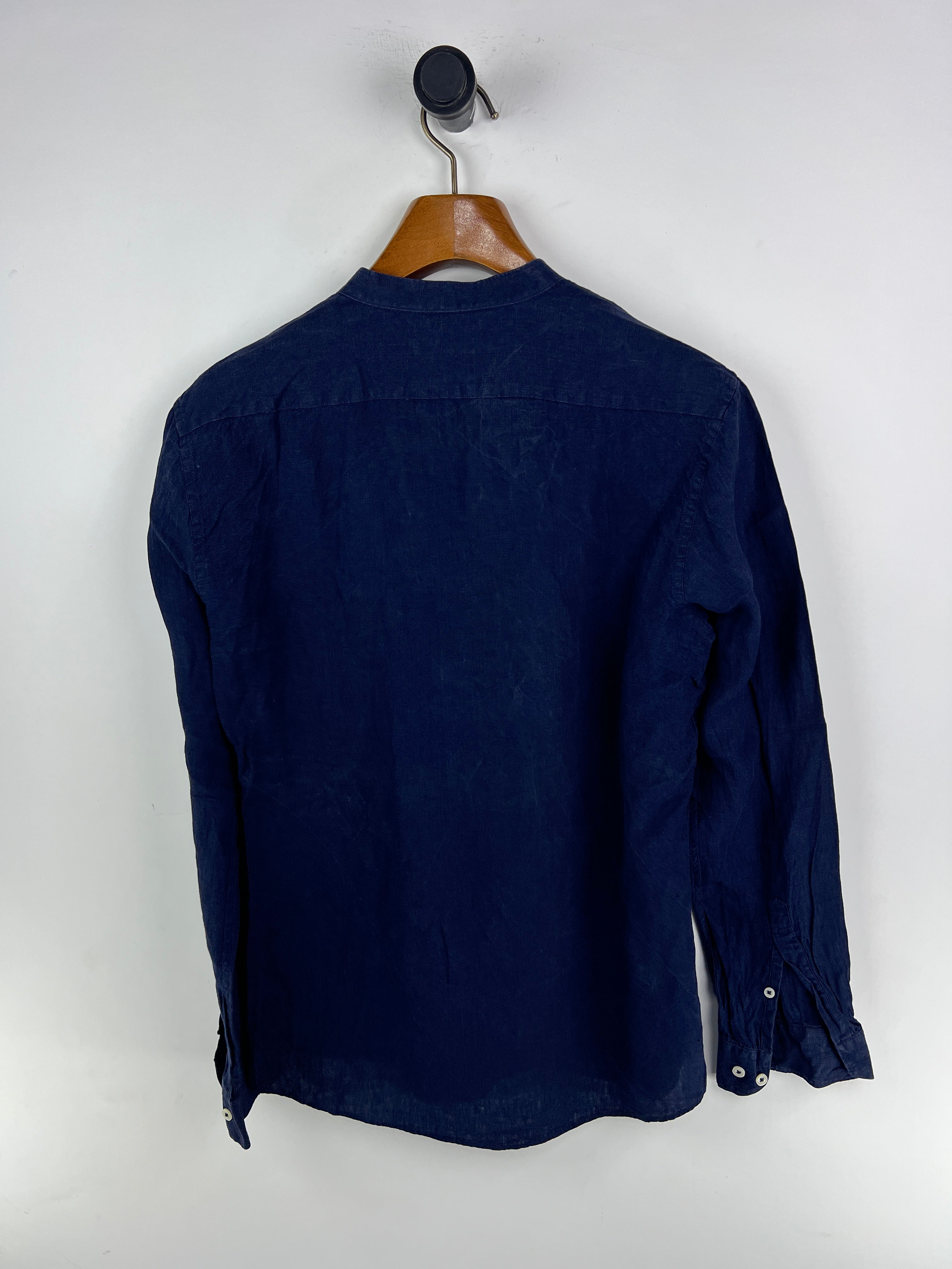 Seig Linen Shirt (Small-Medium)