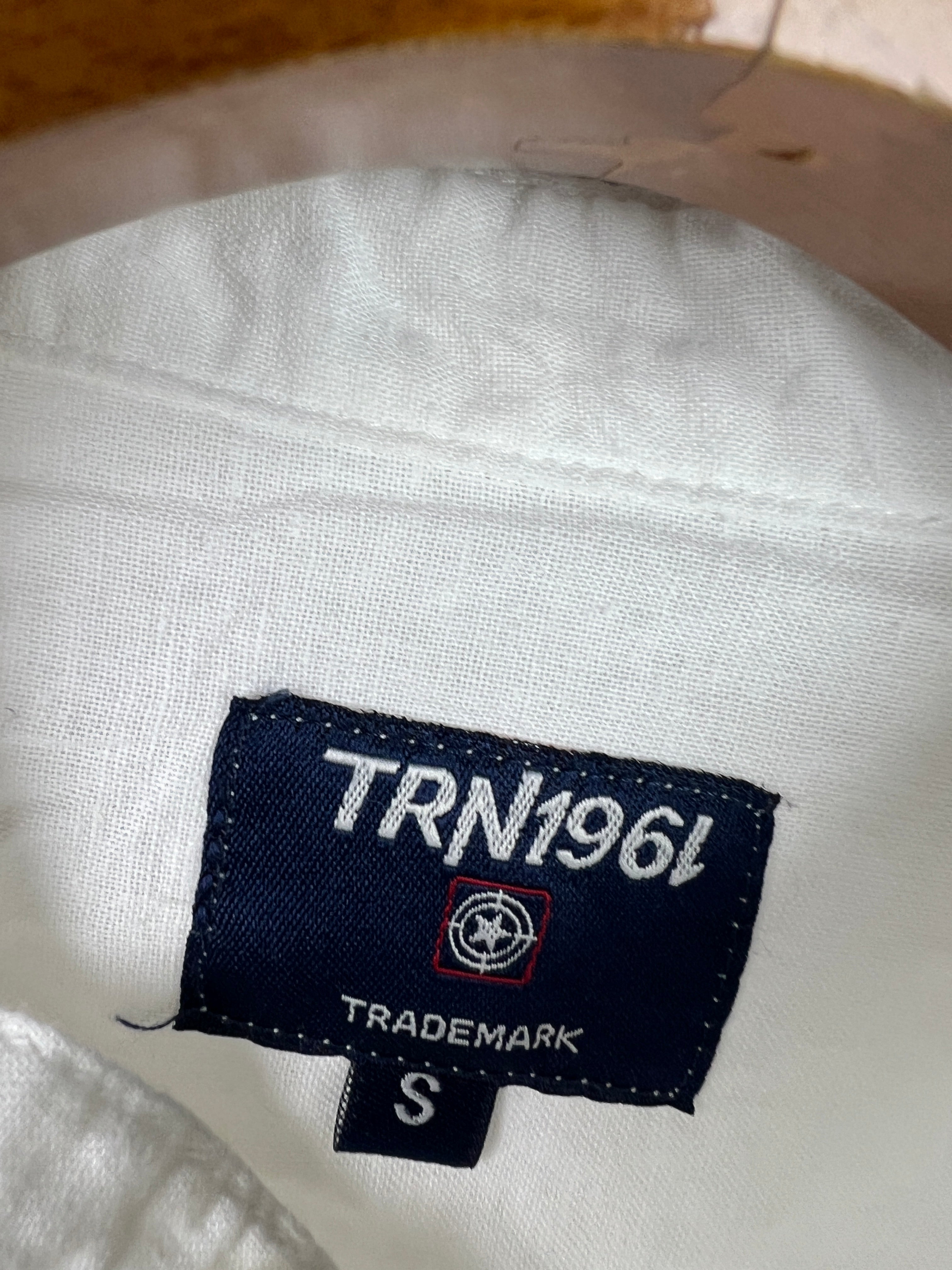 TRN Linen Shirt (Medium)