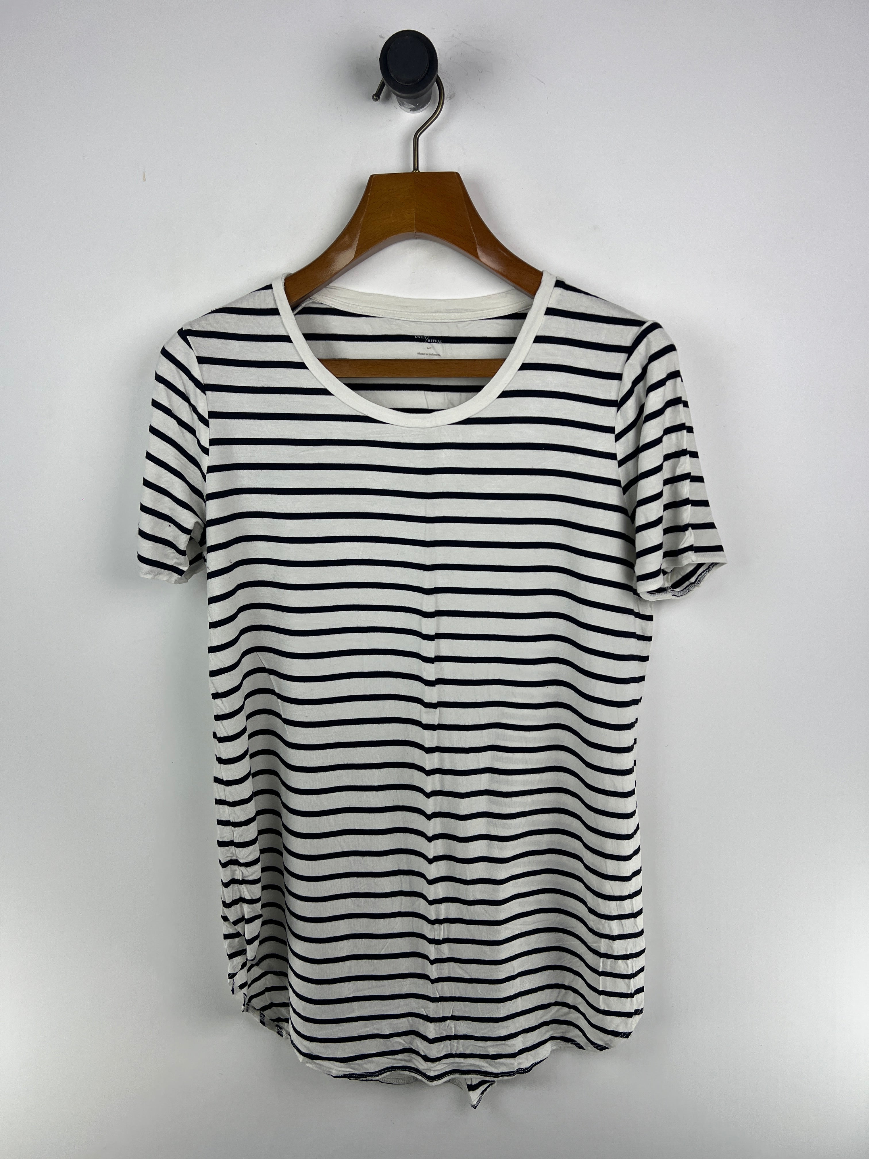 T-Shirt (Women) (Large)