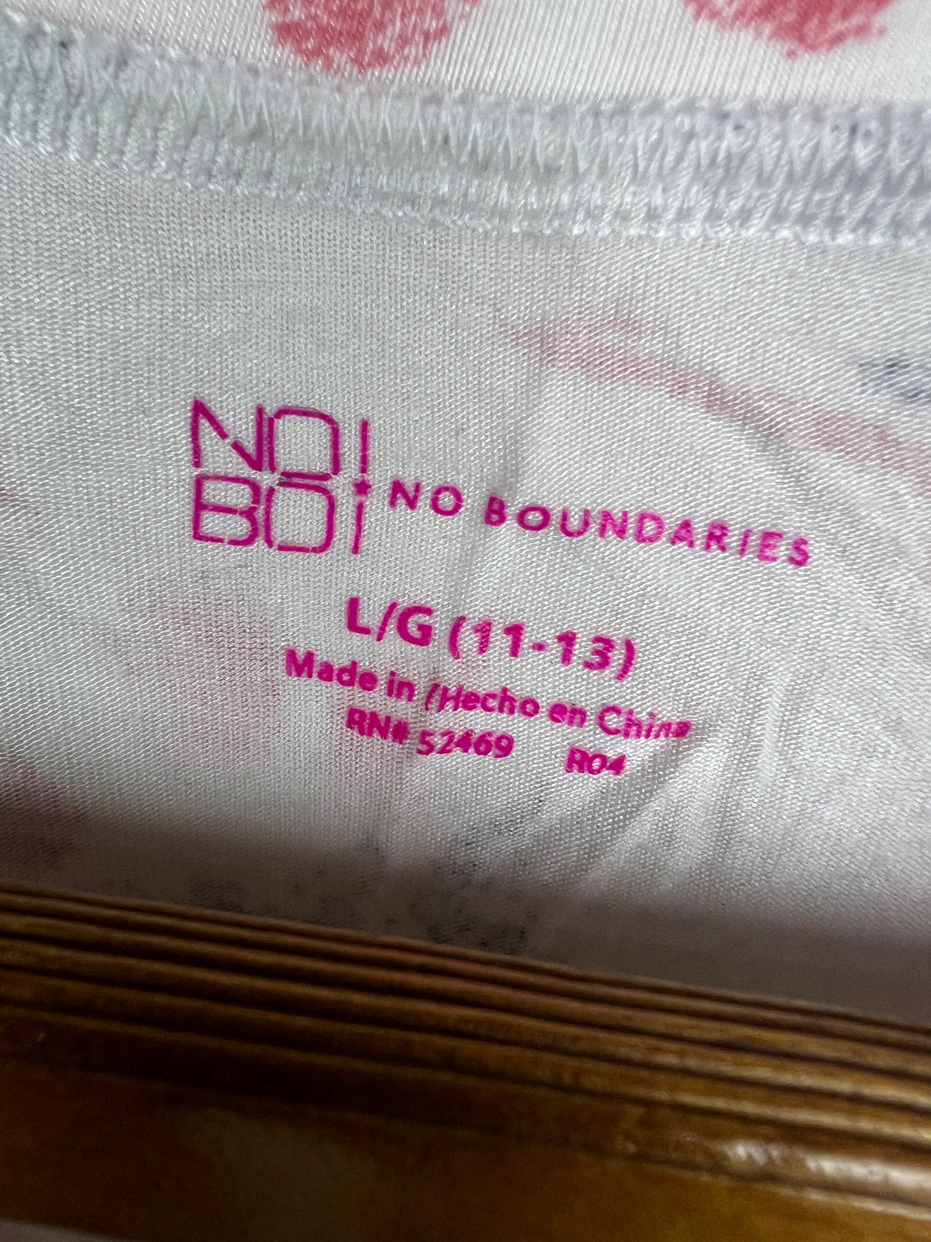 No Bo T-Shirt (Women) (Medium)